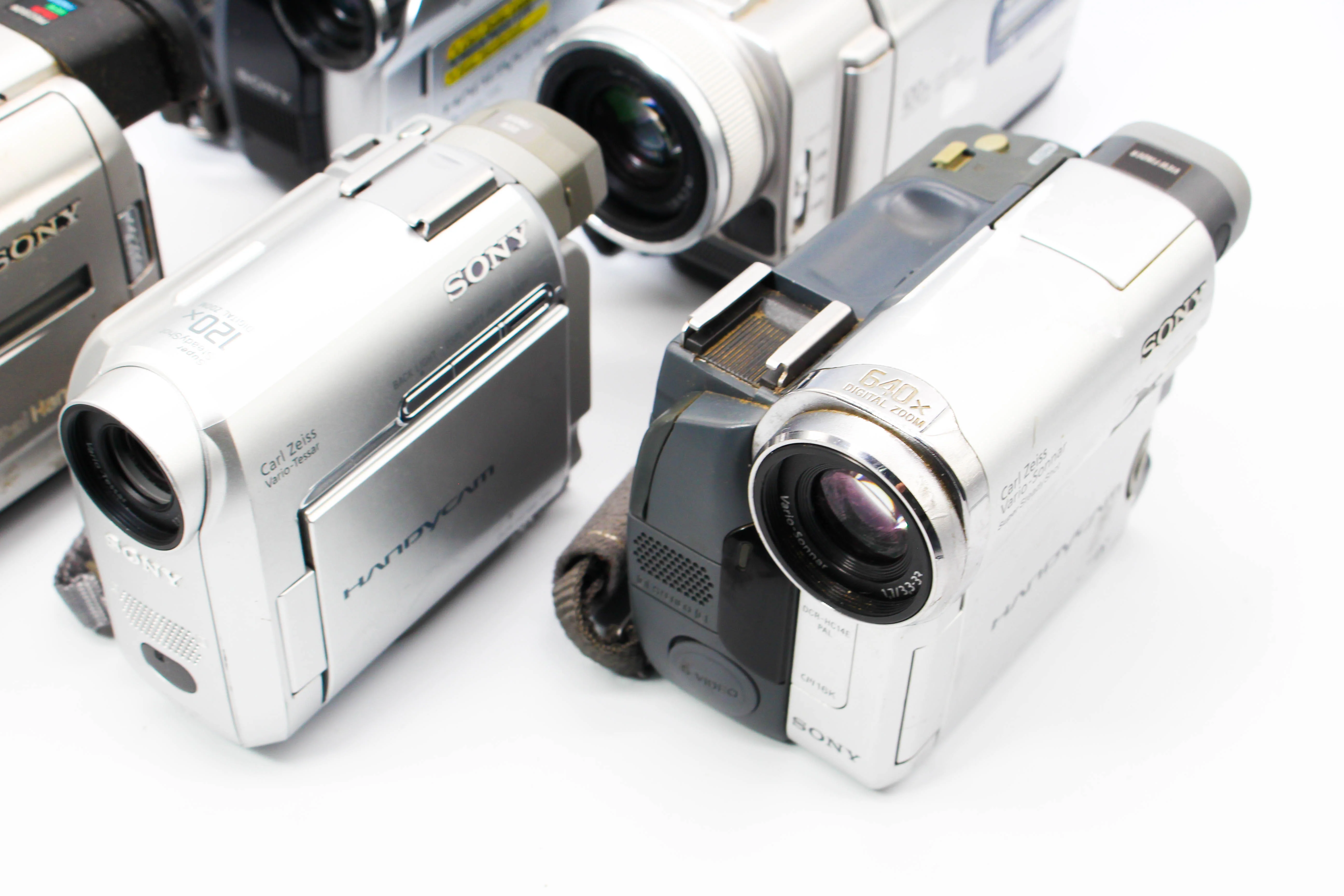 Assorted Faulty Sony MiniDV Digital Video Handycam Camcorder Cameras Inc. Sony DCR-TRV18, DCR-HC18E, DCR-TRV27E - Image 4