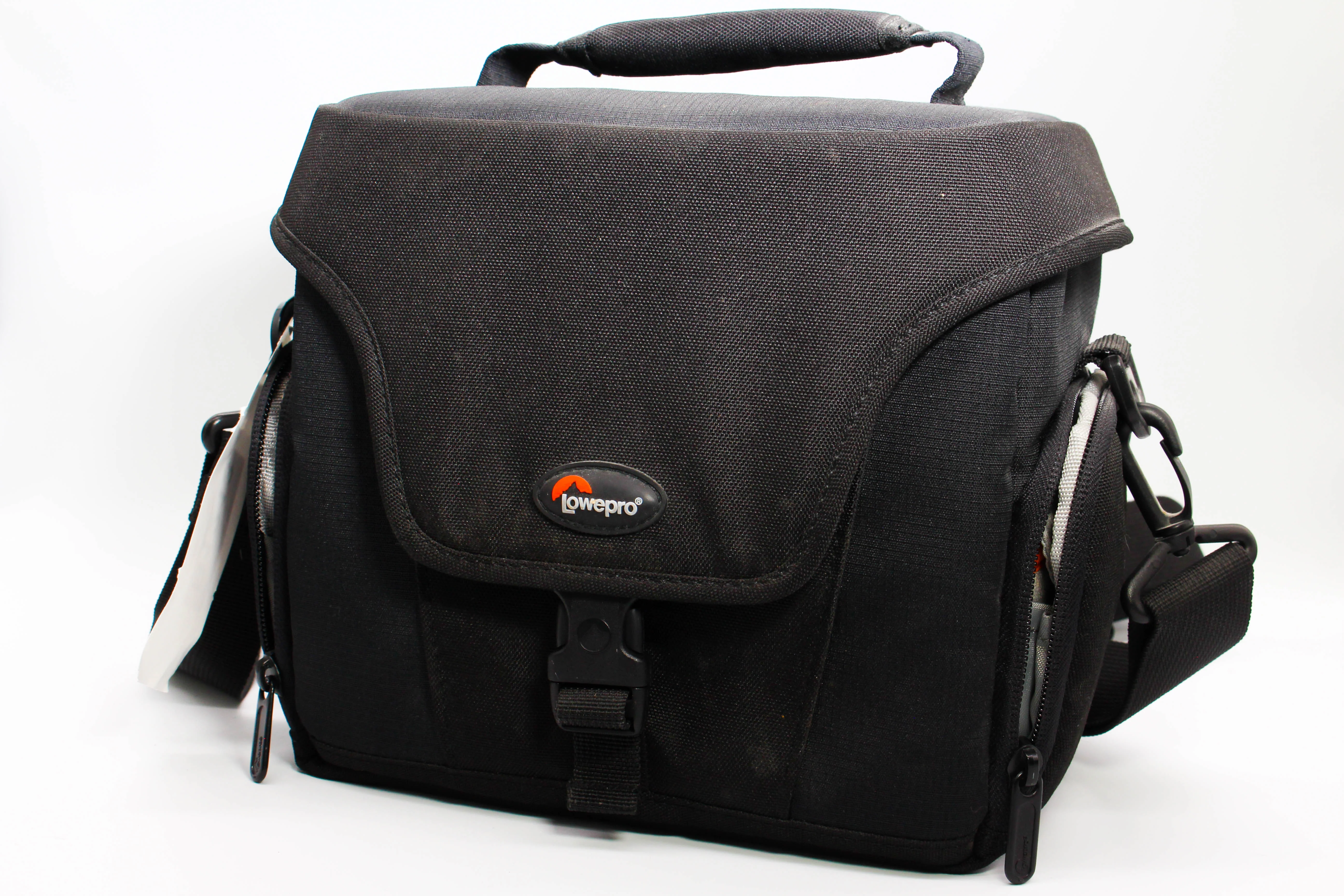Lowepro Atlus 160 Camera Bag Case For Camera Camcorder Digicam Medium Sized - Excellent