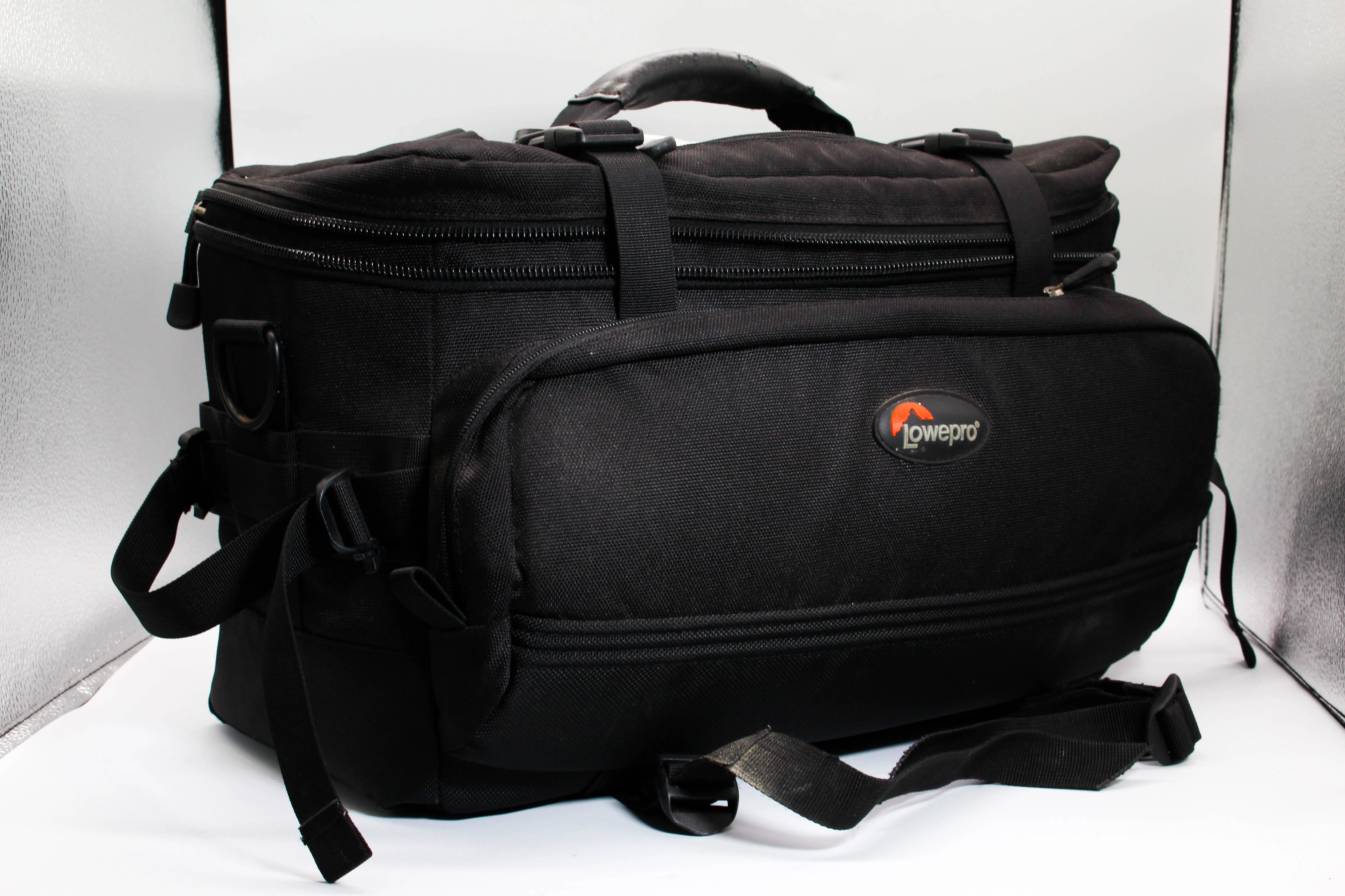 Lowepro Magnum AW Shoulder Carry Bag with Dividers and Extra Carry Pouch For Camera Camcorder DSLR Drone - Good - Image 5