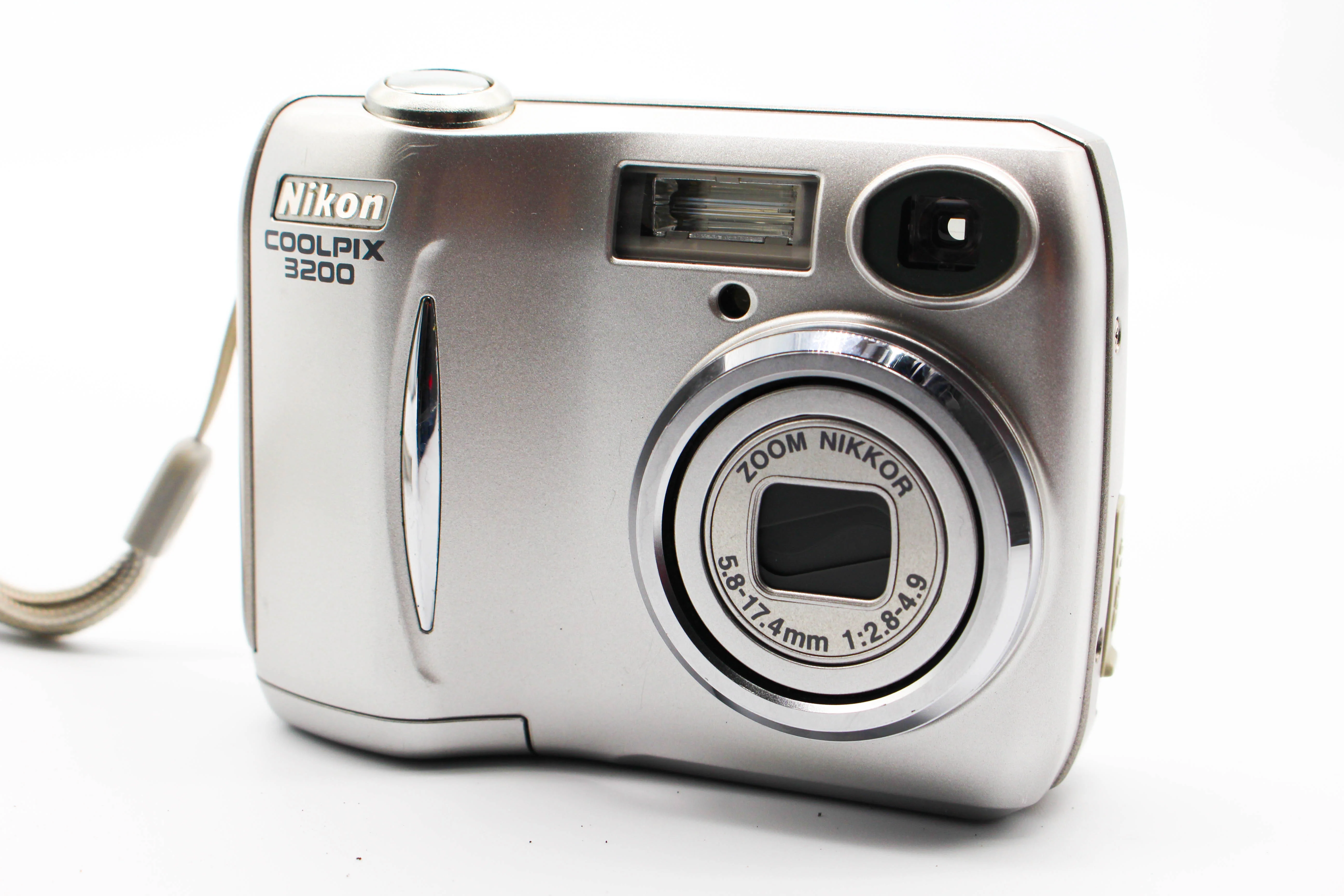Nikon Coolpix 3200 Retro Photo Digital Camera Digicam - Tested Bundle Excellent