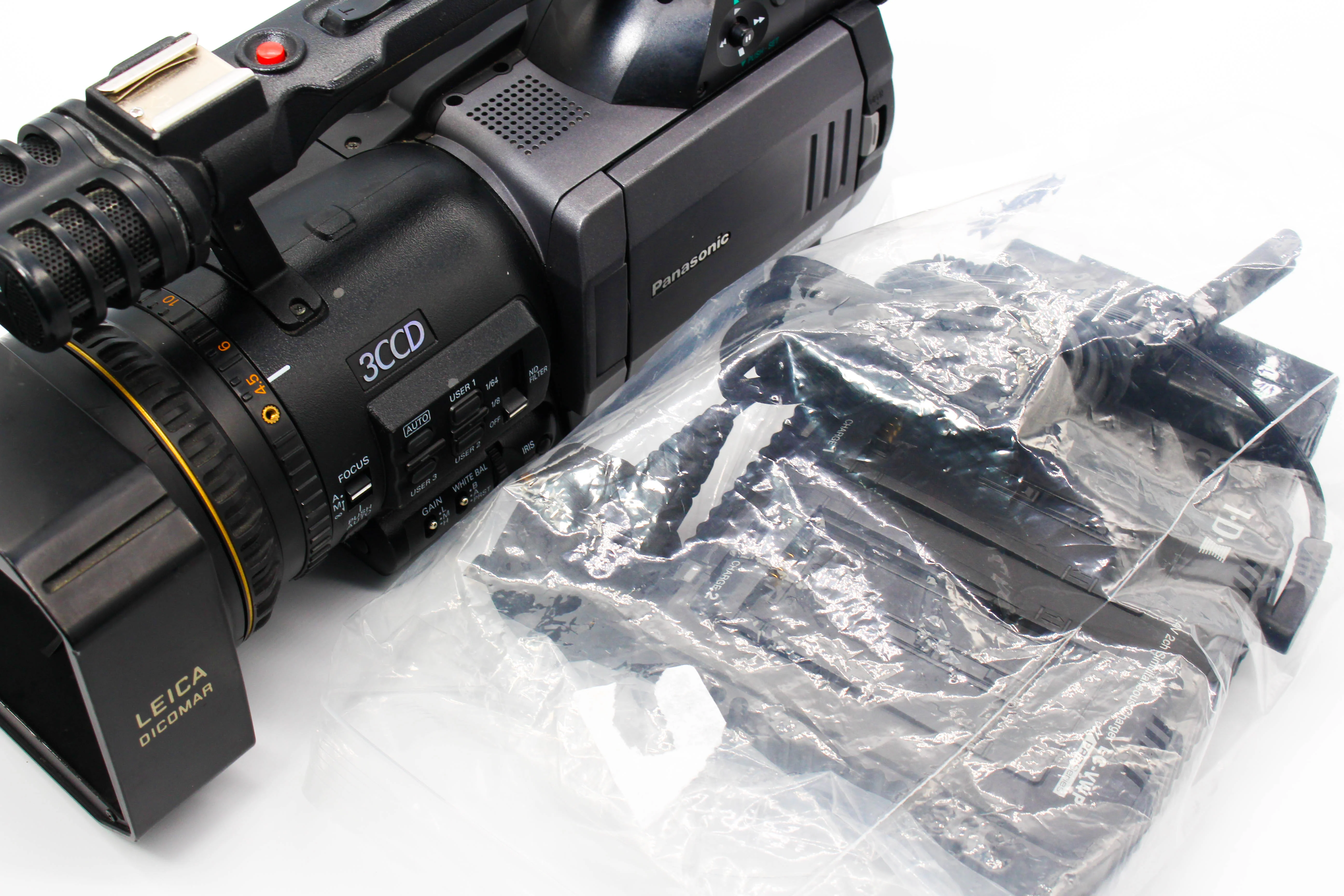 Panasonic AG-DVX100BE MiniDV Digital Video Camera Camcorder (Read) - Tested Bundle - Image 2