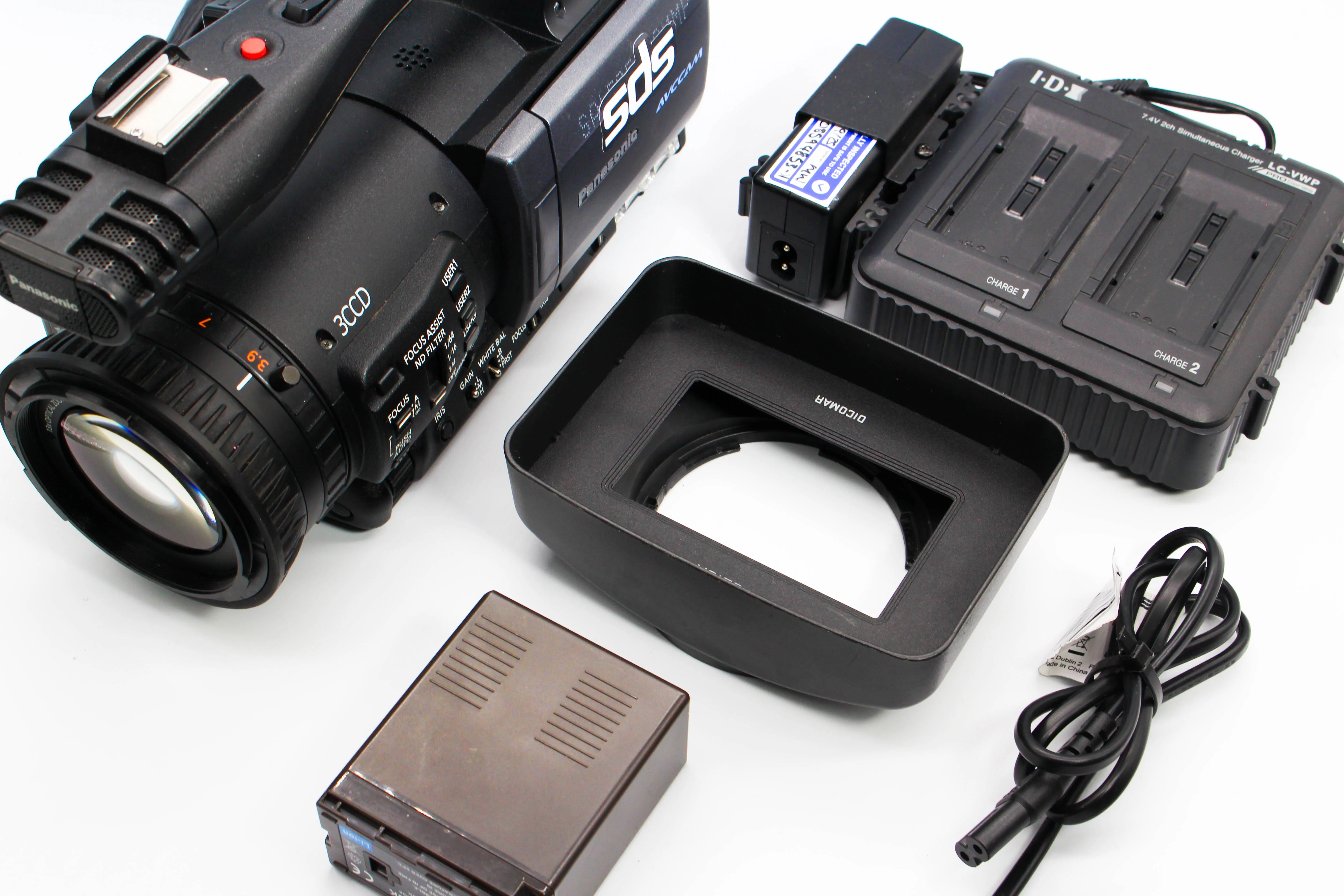 Panasonic AG-HMC151E SD Card Digital Video Camcorder Camera - Tested Bundle Excellent - Image 2