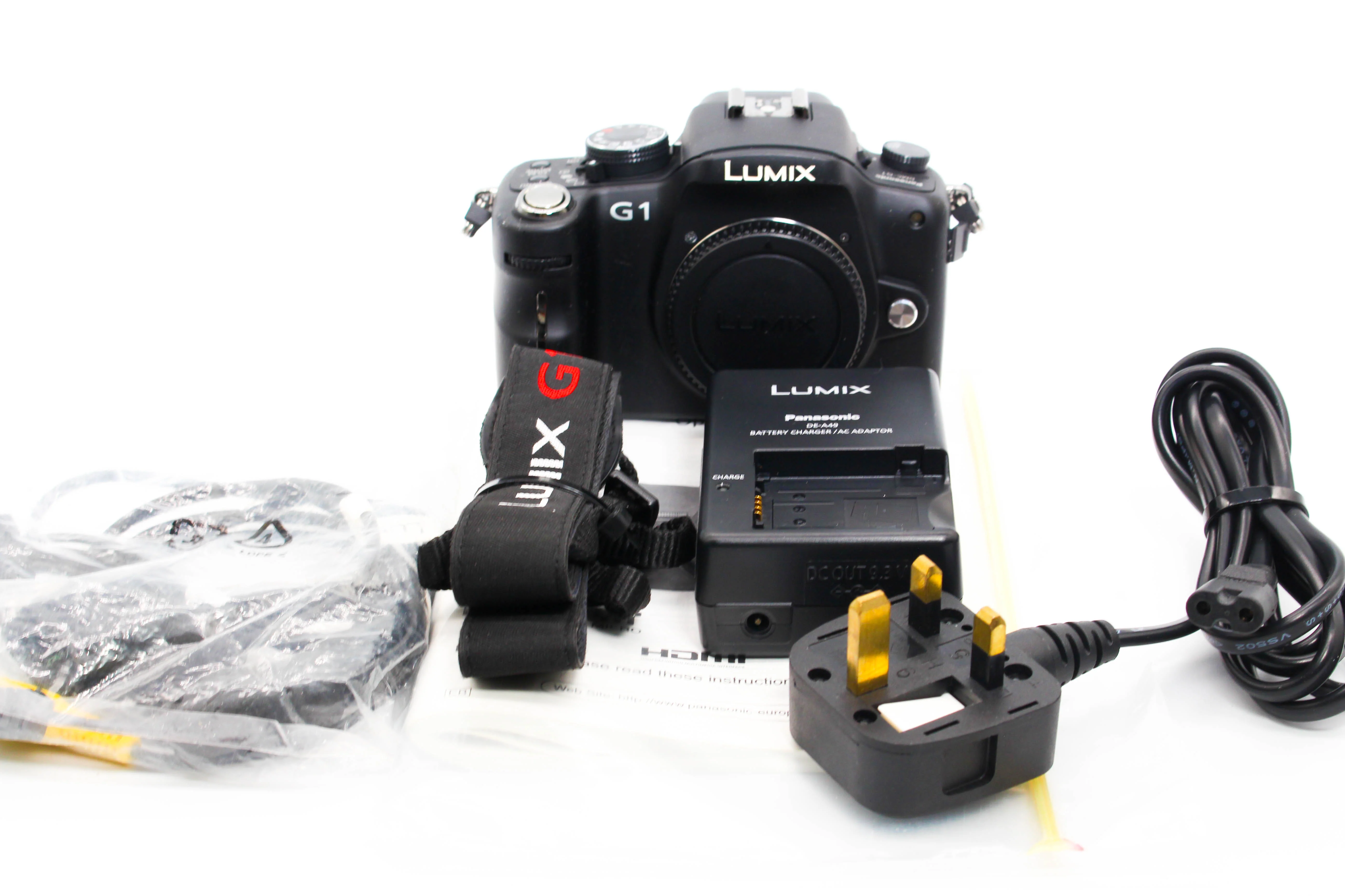 Panasonic Lumix DMC-G1 Mirrorless Digital Photo Camera Body  - Tested Bundle Excellent - Image 2