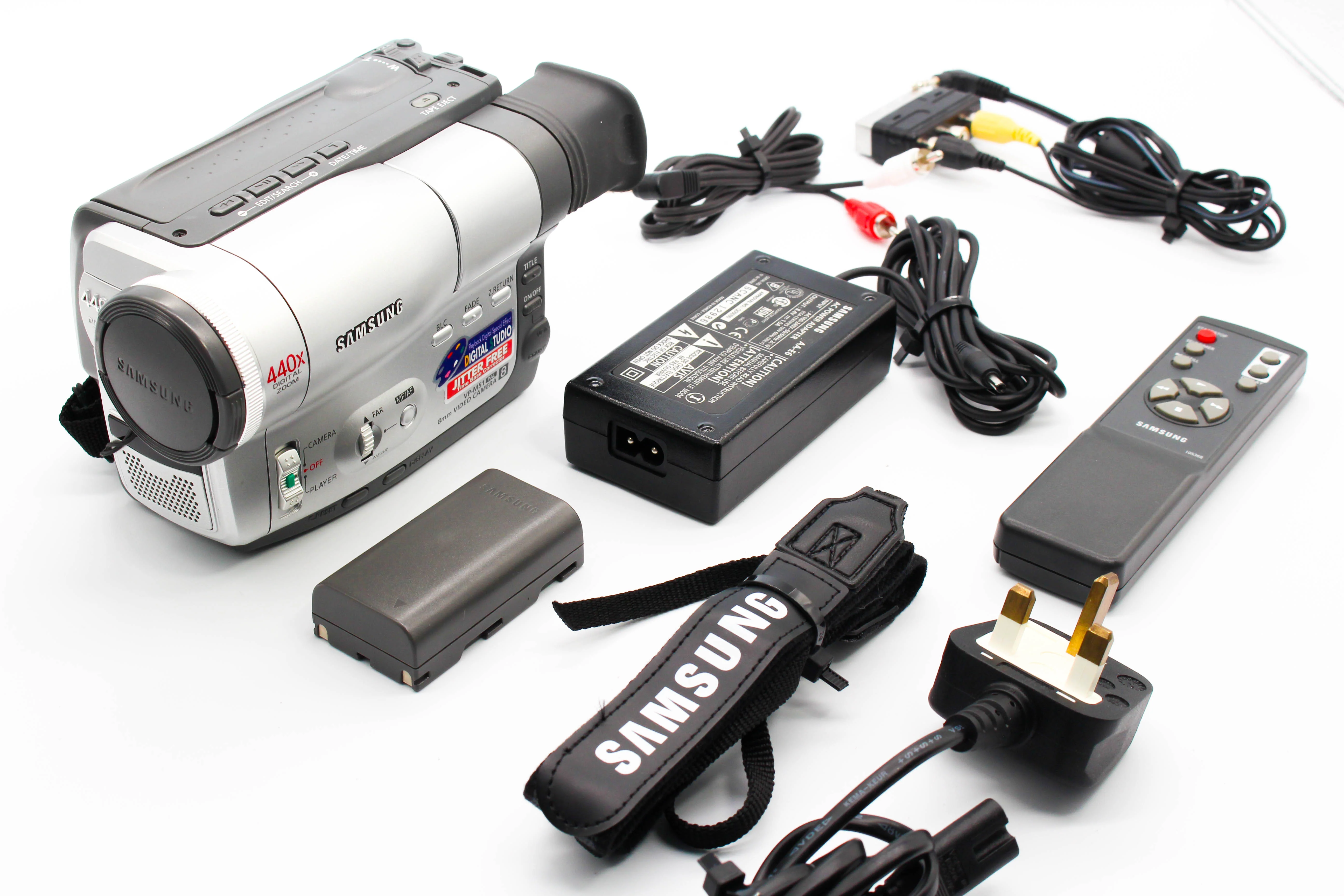 Samsung VP-M51 8mm Handycam Camera Analog Video Camcorder - Tested Bundle Excellent - Image 2