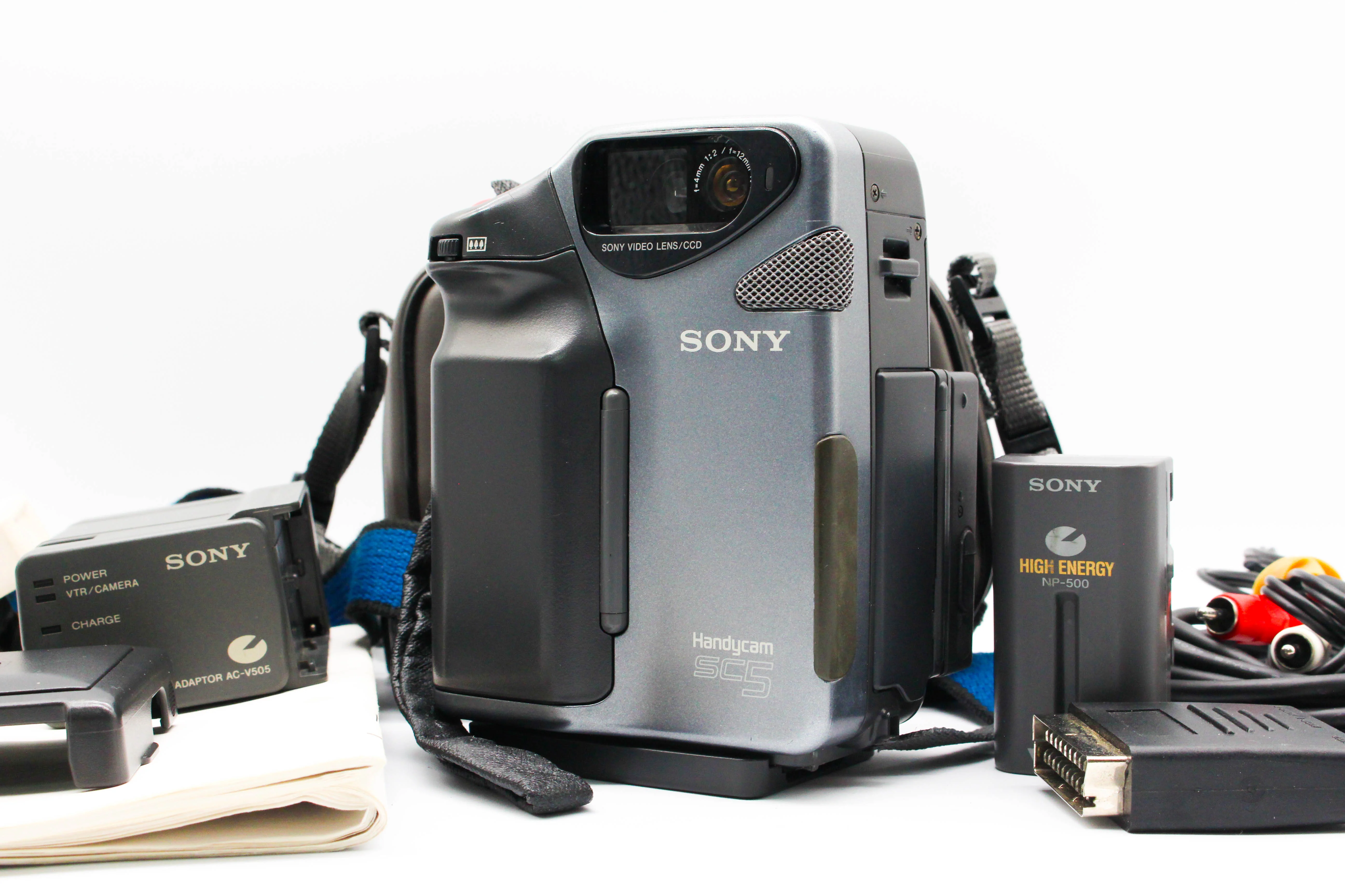Sony CCD-SC5 NTSC Hi8 Analog Camcorder Handycam Video Camera - Tested Bundle Excellent - Image 2