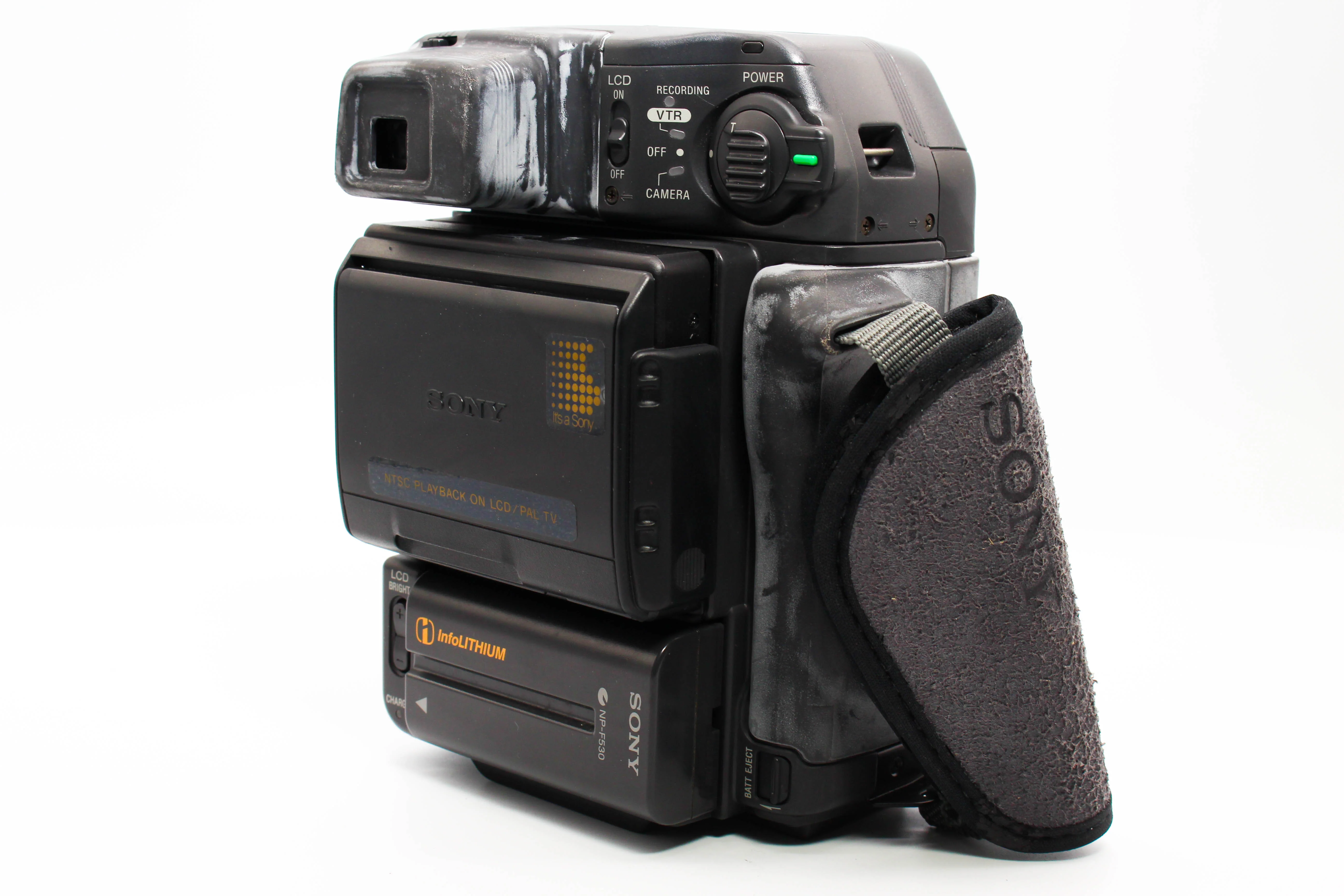 Sony CCD-SC6E Video8 8mm Handycam Video Camcorder Camera - Tested Bundle - Image 5