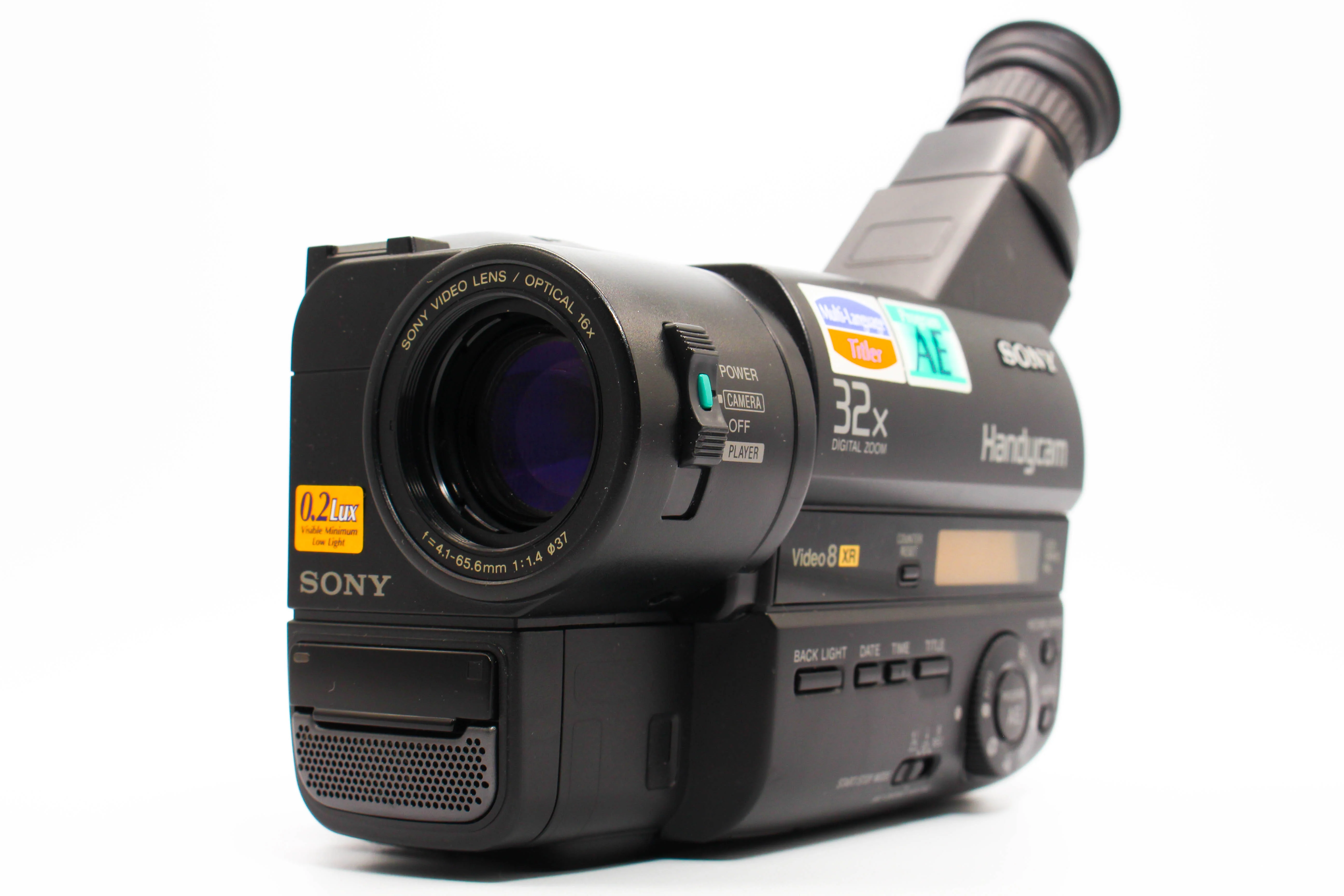 Sony CCD-TR411E Video8 8mm Handycam Camcorder Camera - Tested Bundle Excellent