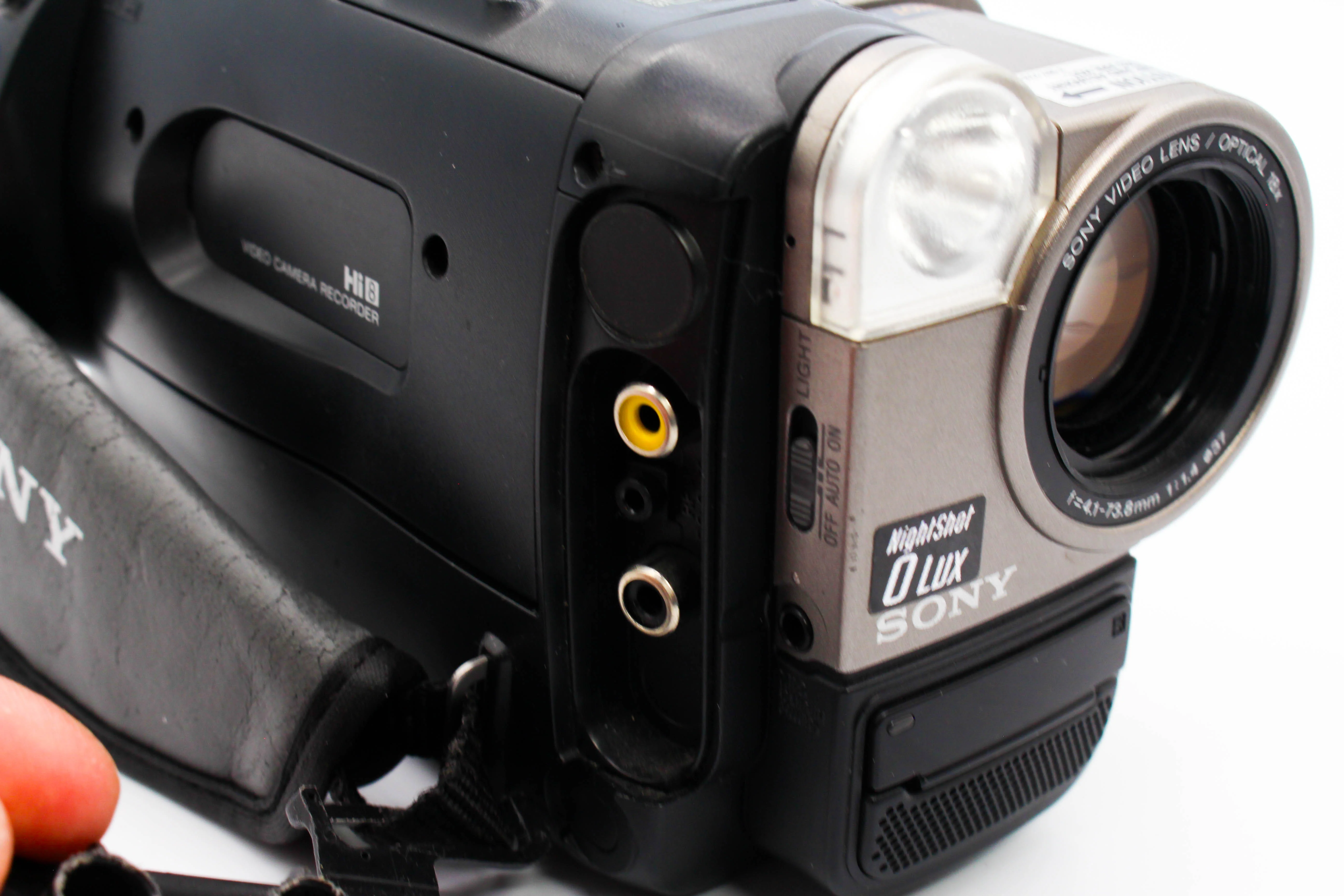 Sony CCD-TR515E Hi8 Video8 8mm Analog Video Handycam Camcorder Camera (Read) - Tested Bundle - Image 6