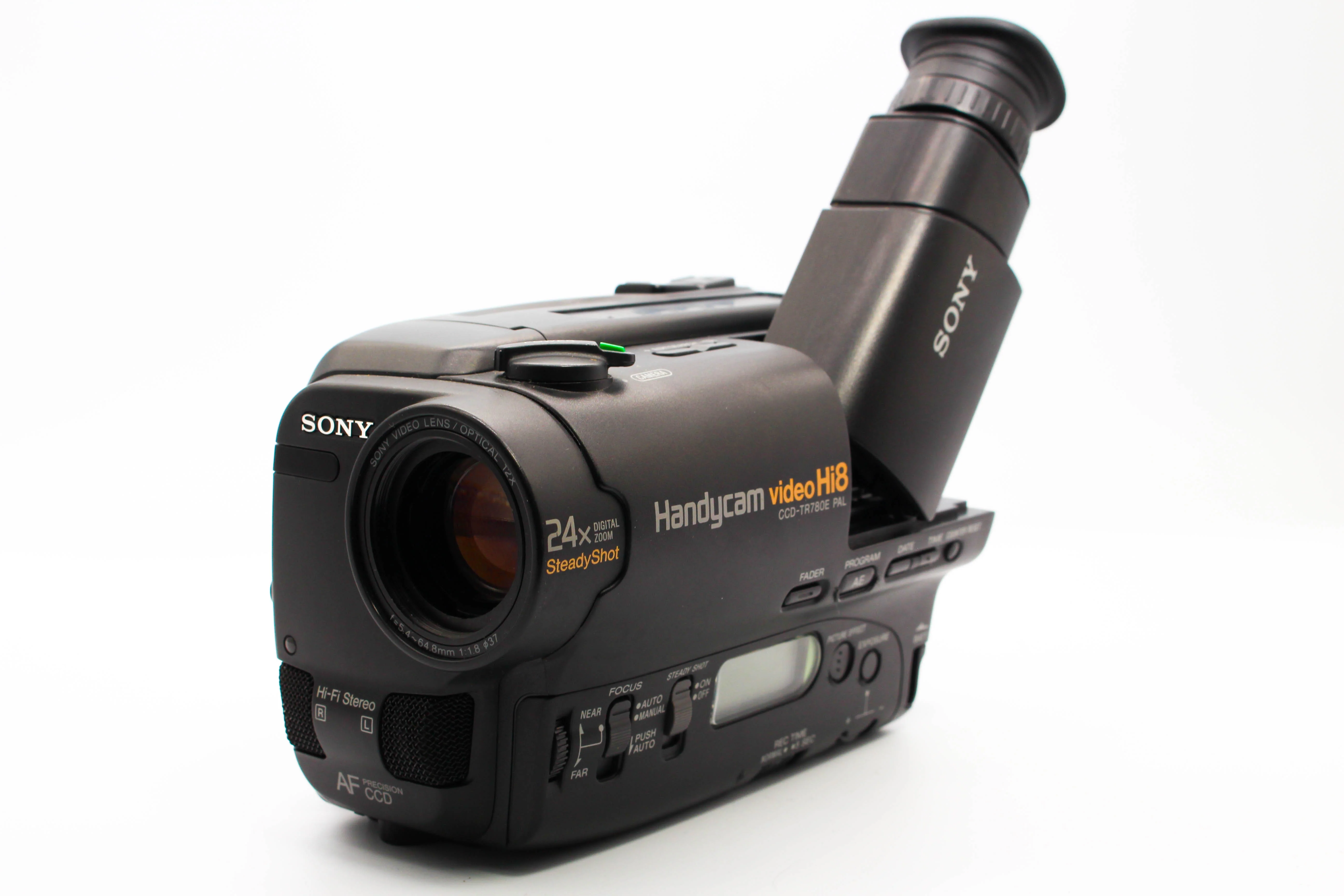 Sony CCD-TR780E Hi8 8mm Handycam Camera Analog Video Camcorder - Tested Bundle Excellent