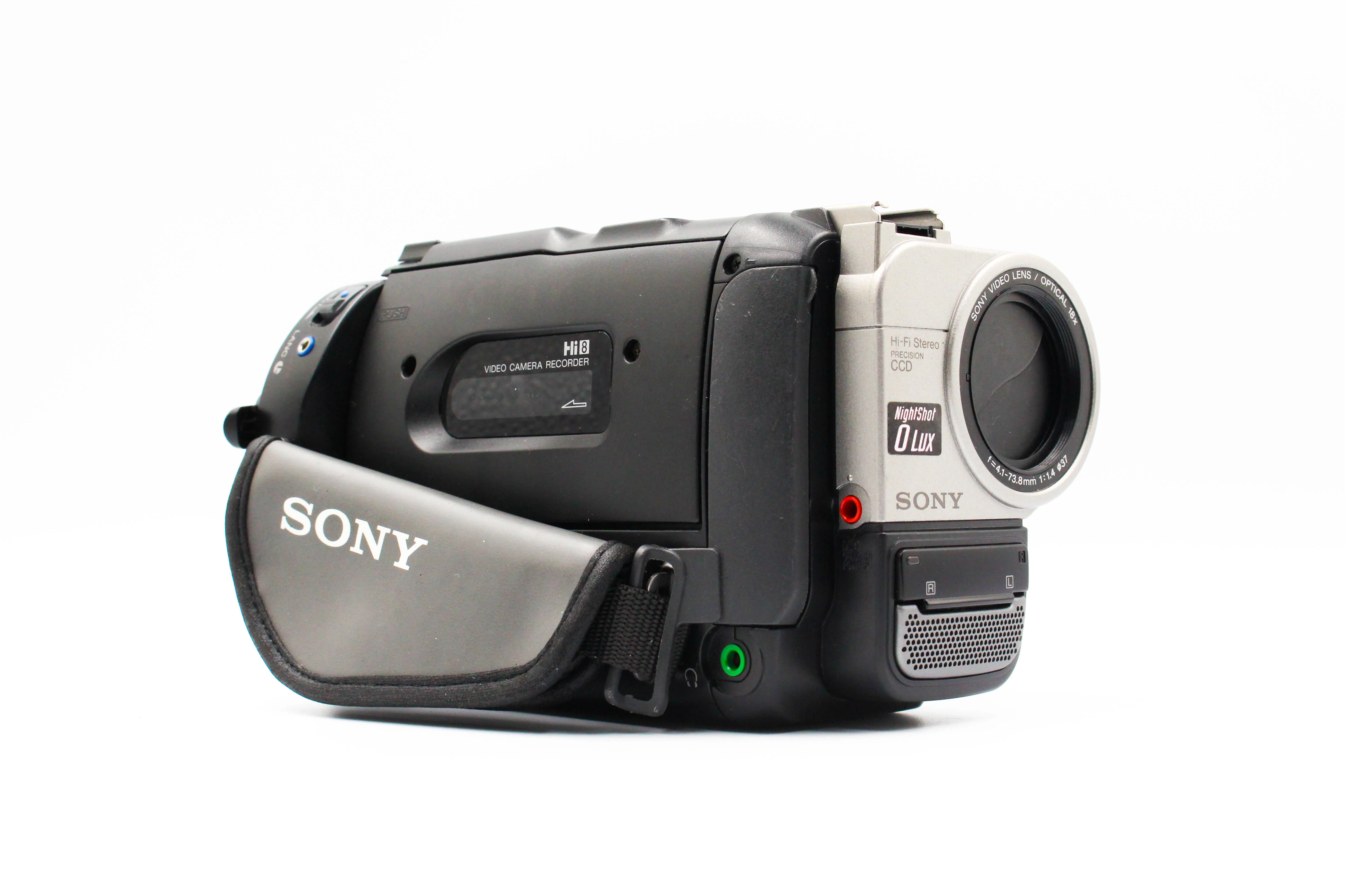 Sony CCD-TR840E Hi8 Video8 Handycam Handycam Video Camcorder Camera - Image 4