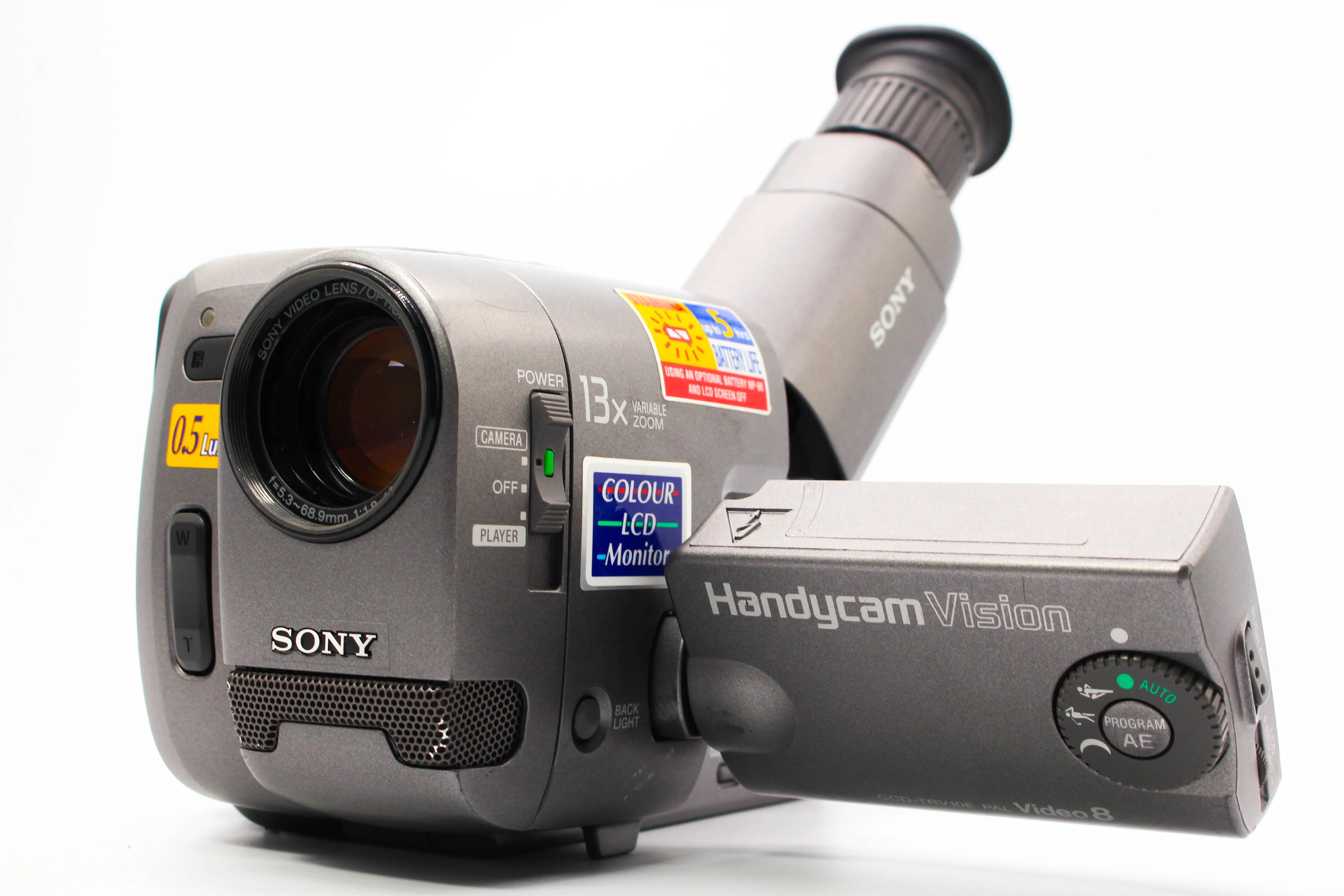 Sony CCD-TRV10E Video8 8mm Handycam Camcorder Camera - Tested Bundle Excellent