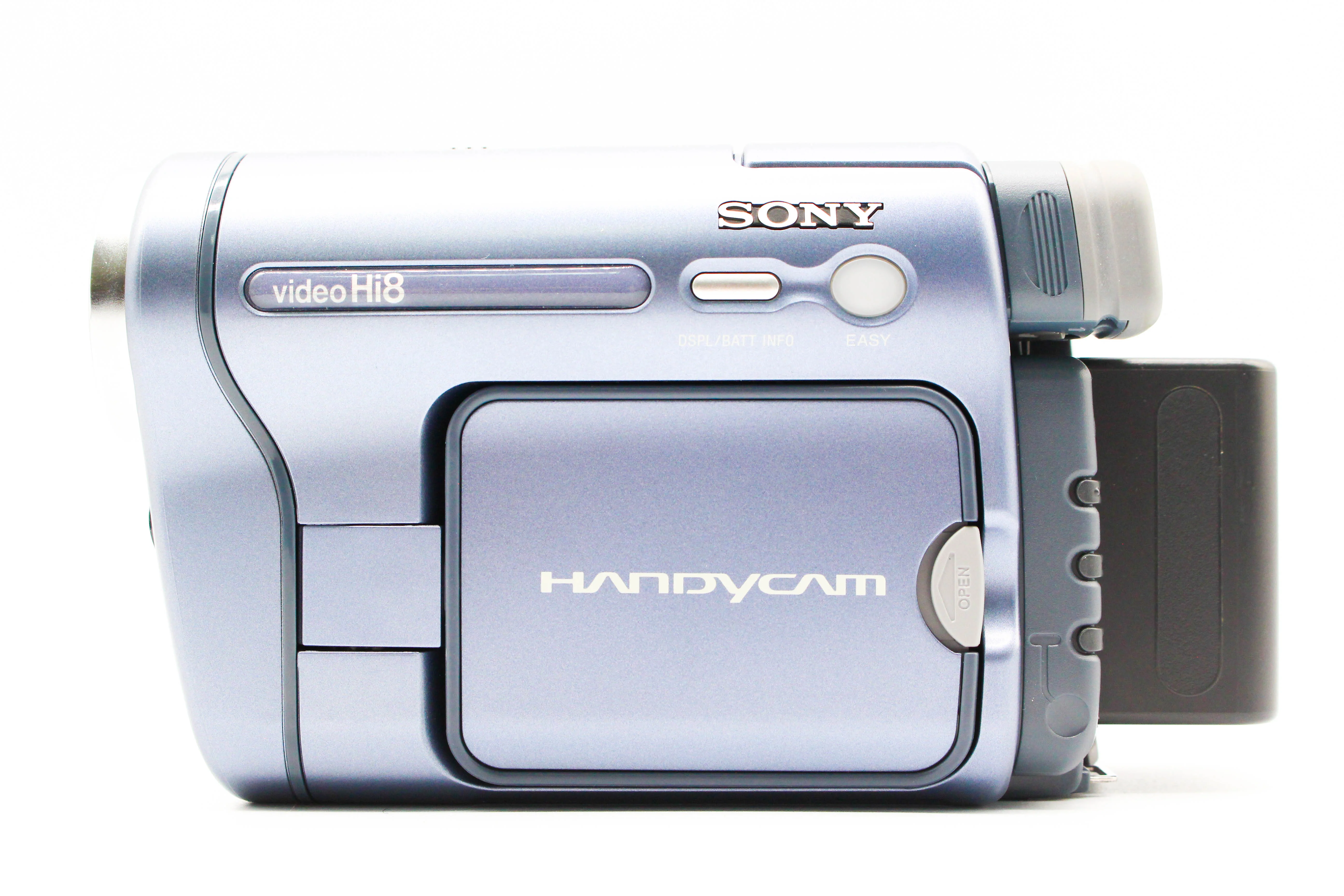 Sony CCD-TRV228E Video8 Hi8 Analog Video Handycam Camera Camcorder - Tested Bundle - Image 3