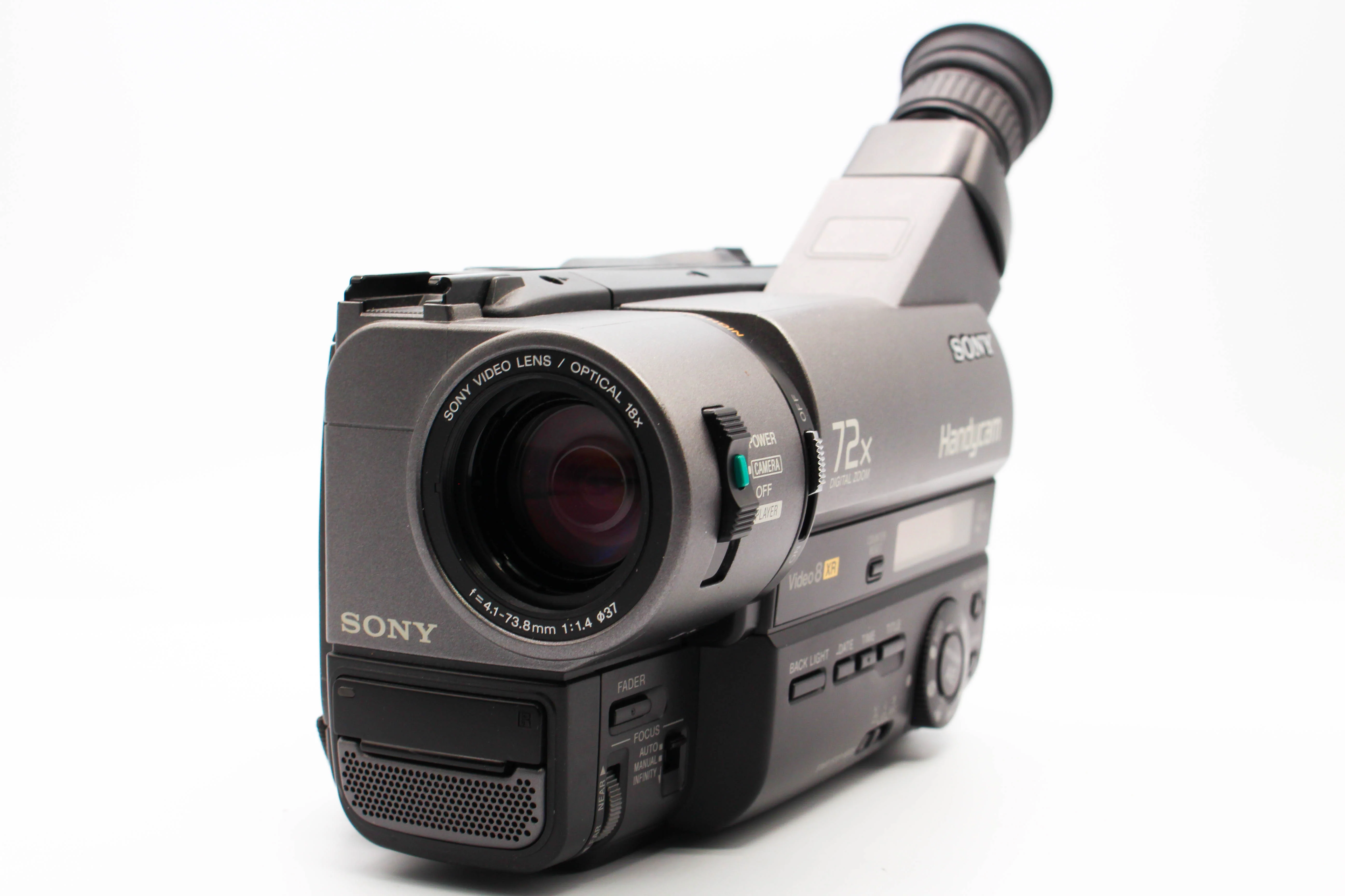 Sony CCD-TRV511E Video8 8mm Handycam Video Camcorder Camera - Tested Bundle Excellent