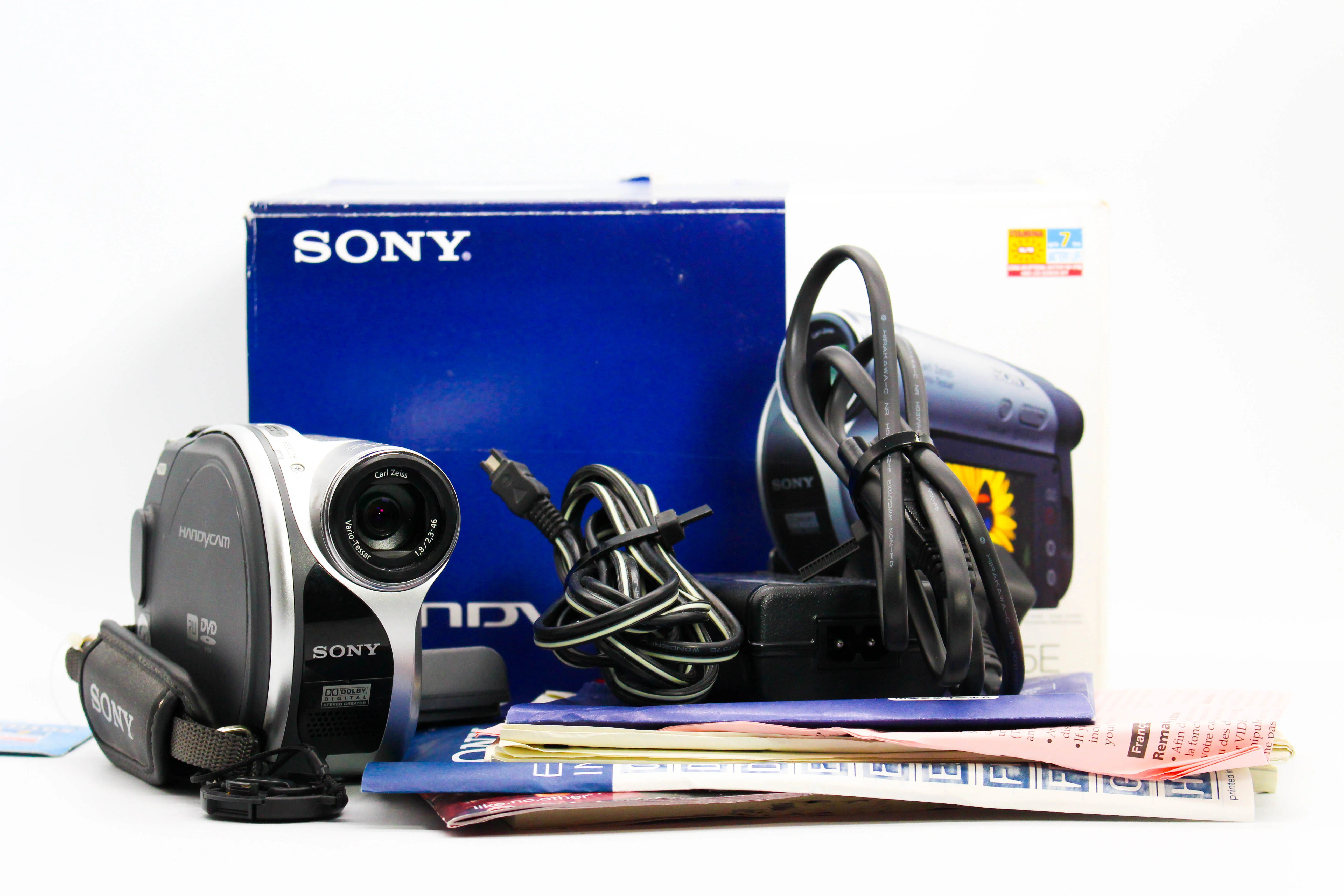 Sony DCR-DVD105E DVD Retro Video Handycam Camcorder Camera - Tested Bundle Excellent - Image 2
