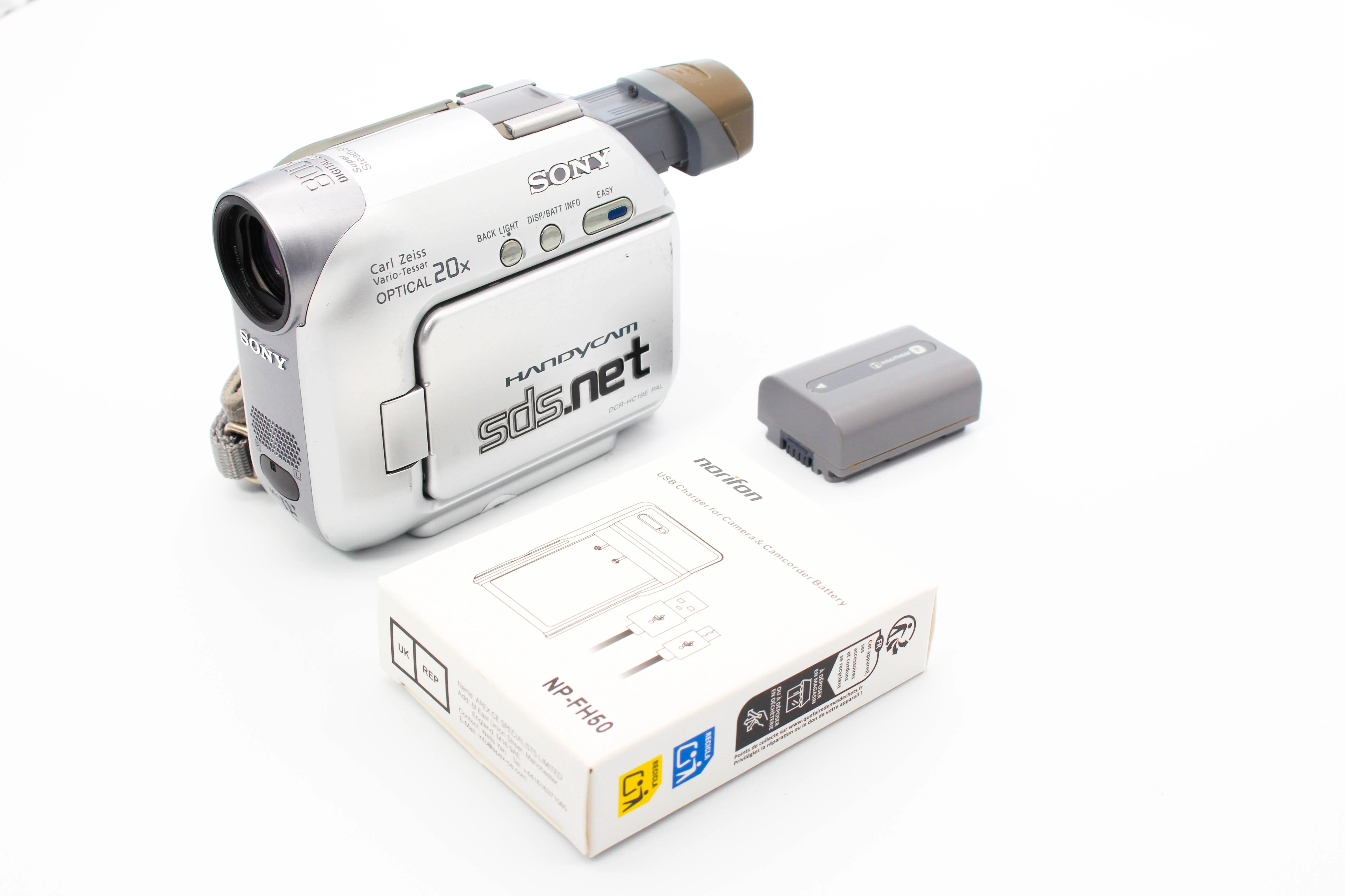 Sony DCR-HC19E MiniDV Handycam Digital Video Camera Camcorder - Tested Bundle - Image 2