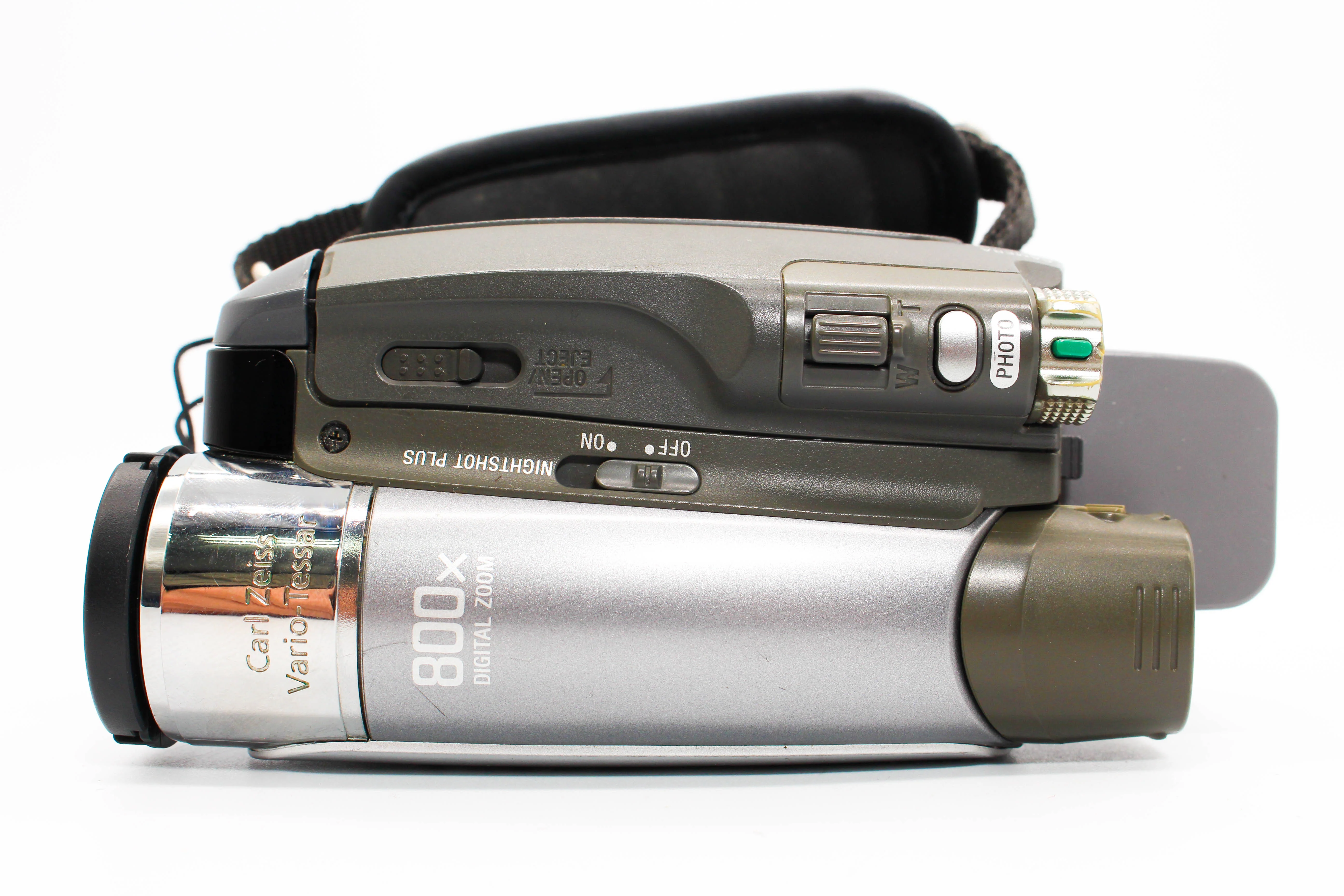 Sony DCR-HC24E MiniDV Digital Video Handycam Camcorder Camera - Tested Bundle - Image 9