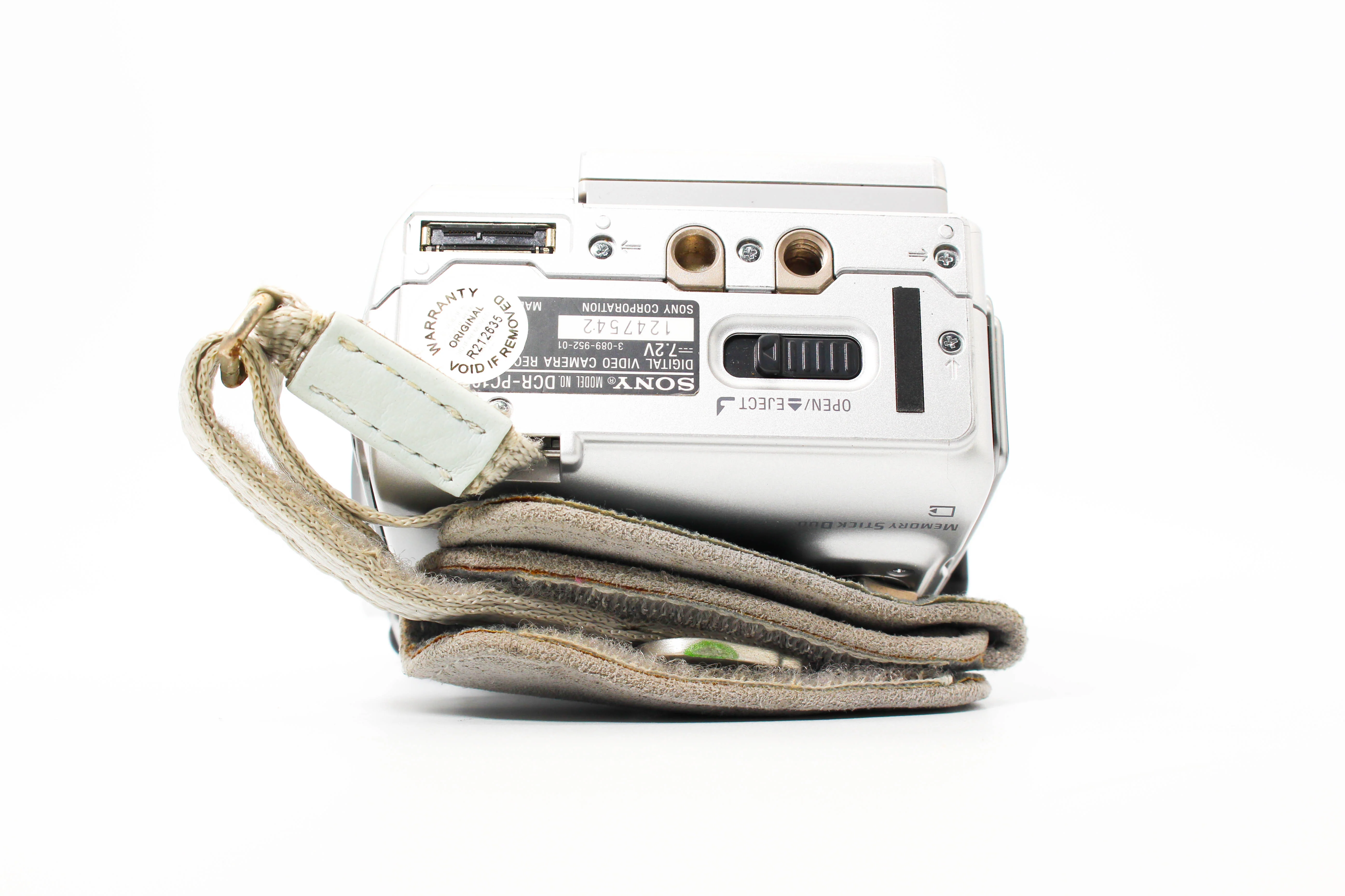 Sony DCR-PC109E MiniDV Digital Tape Video Camera Camcorder - Image 7
