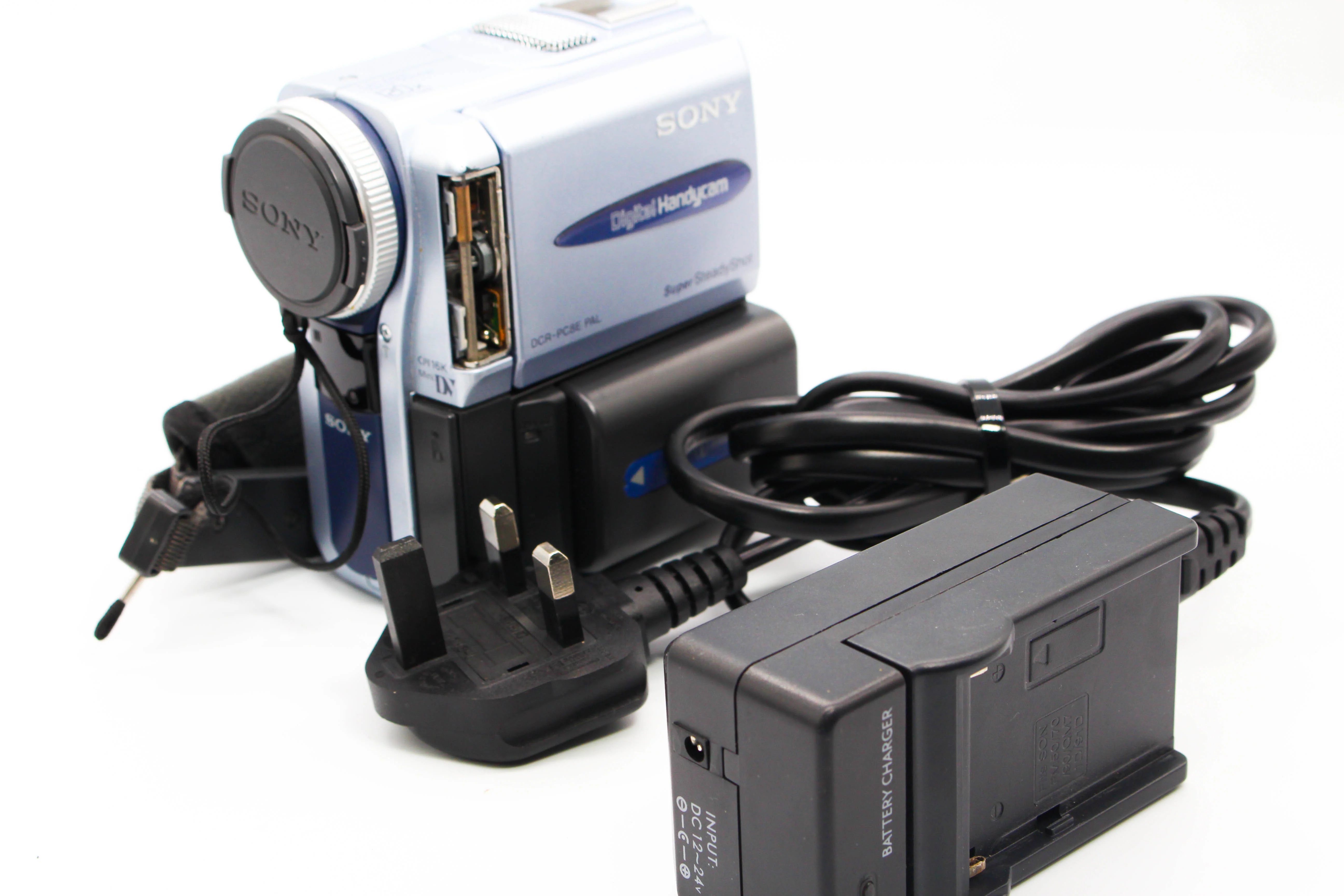 Sony DCR-PC8E MiniDV Handycam Camera Digital Video Camcorder - Tested Bundle - Image 2