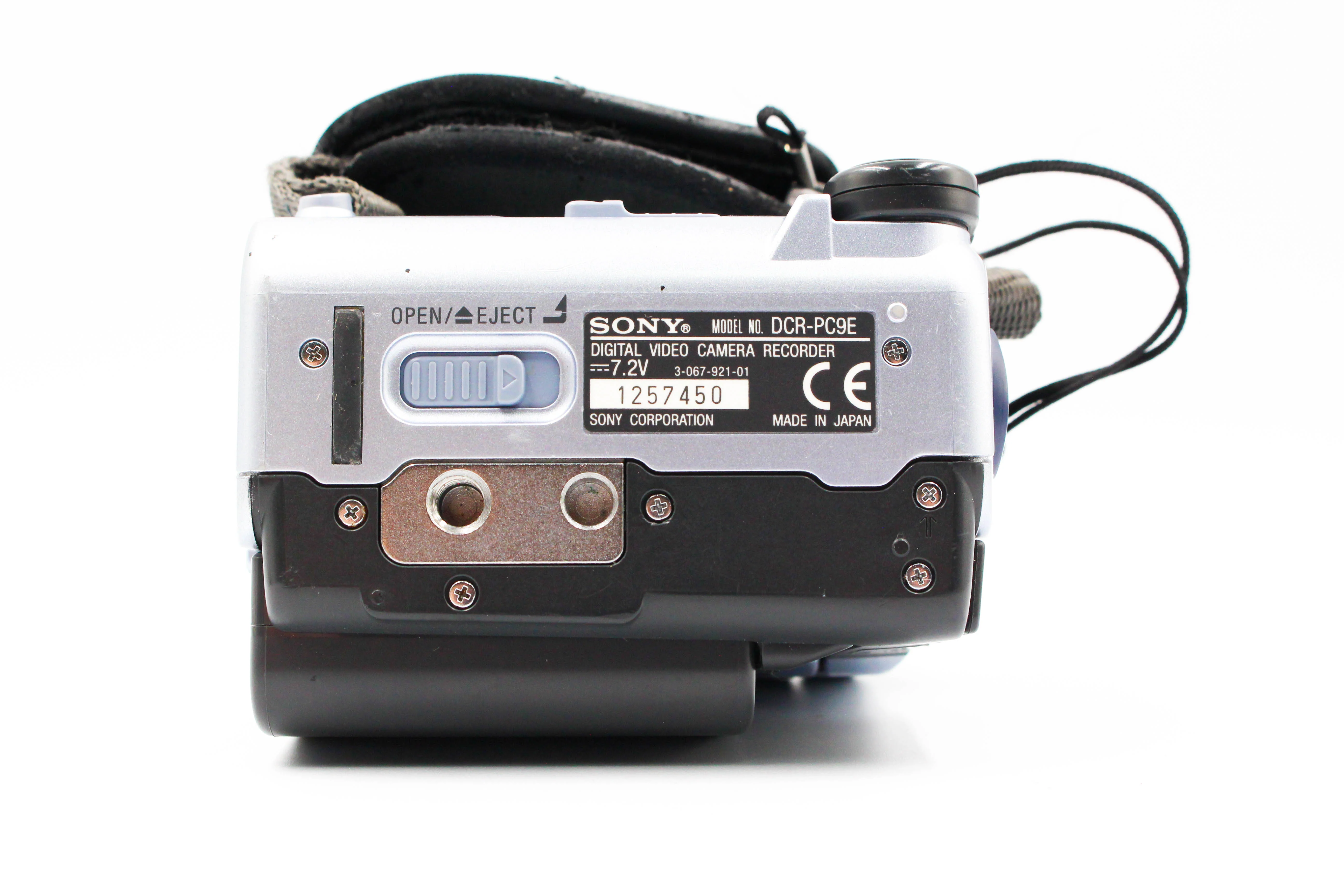 Sony DCR-PC9E MiniDV Handycam Camcorder Digital Video Camera - Image 14