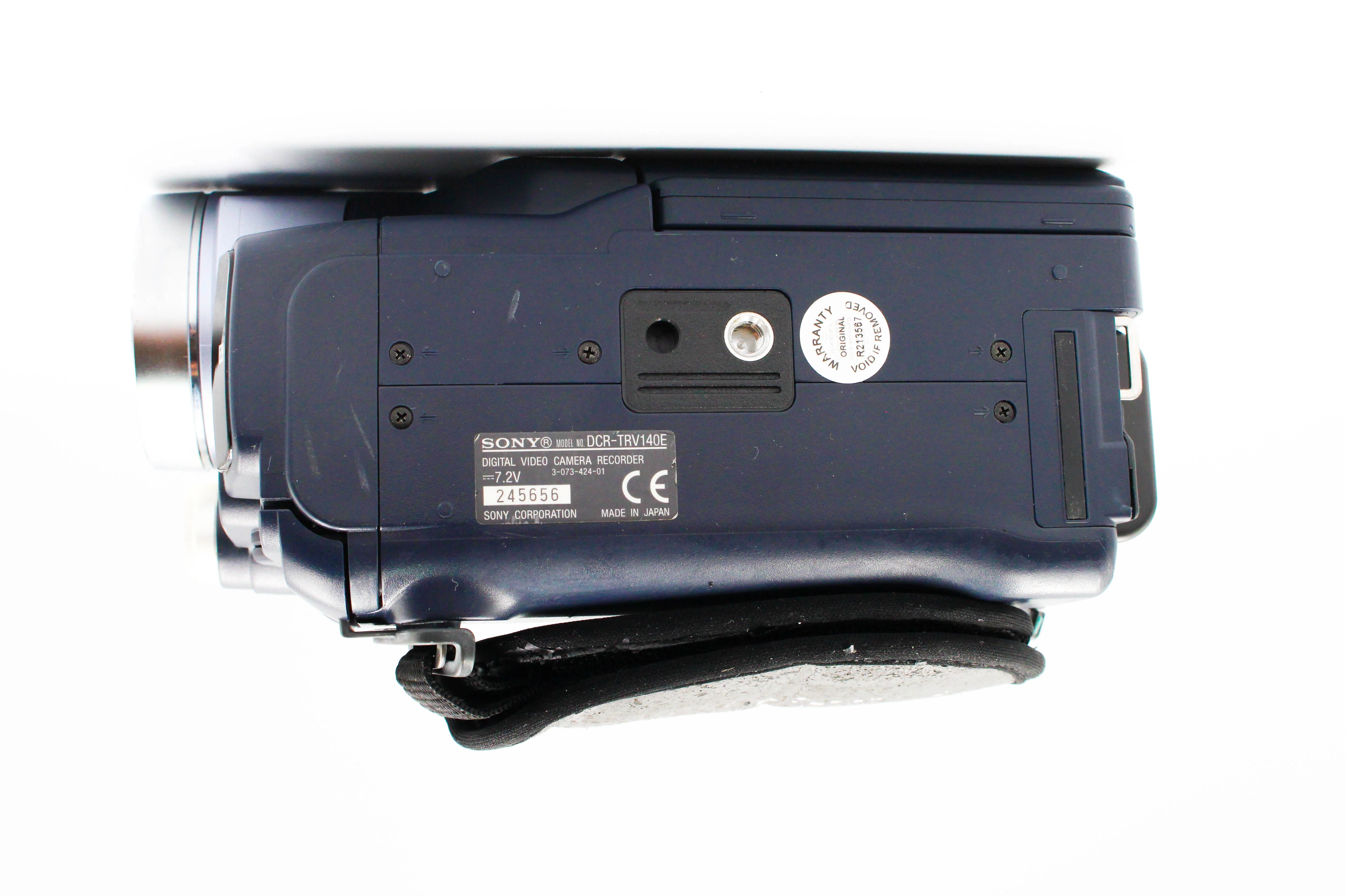 Sony DCR-TRV140E Digital8 Camcorder Digital Video Camera - Image 10