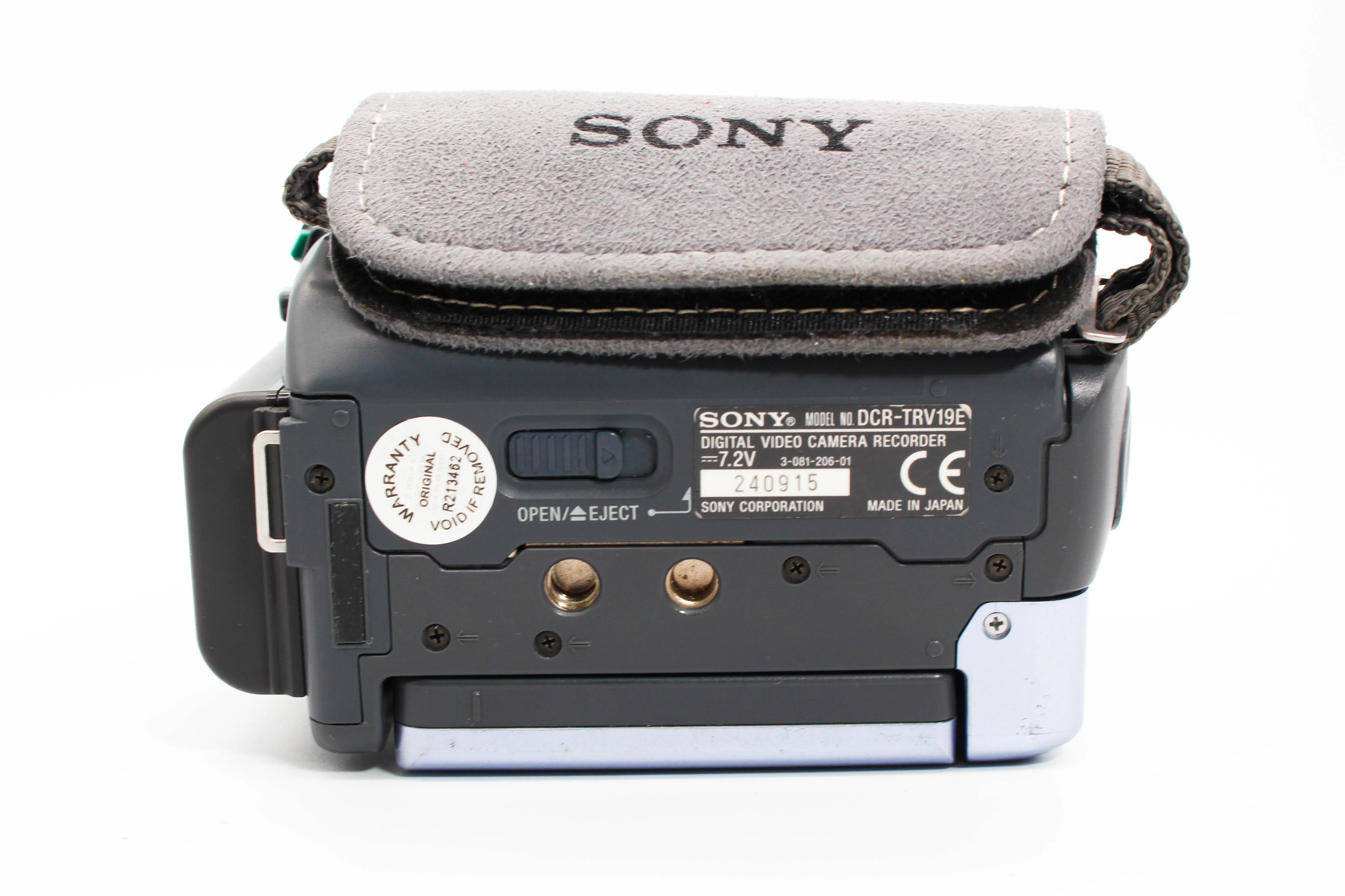 Sony DCR-TRV19E MiniDV Video Handycam Camcorder Camera (Read) - Tested Bundle Excellent - Image 9
