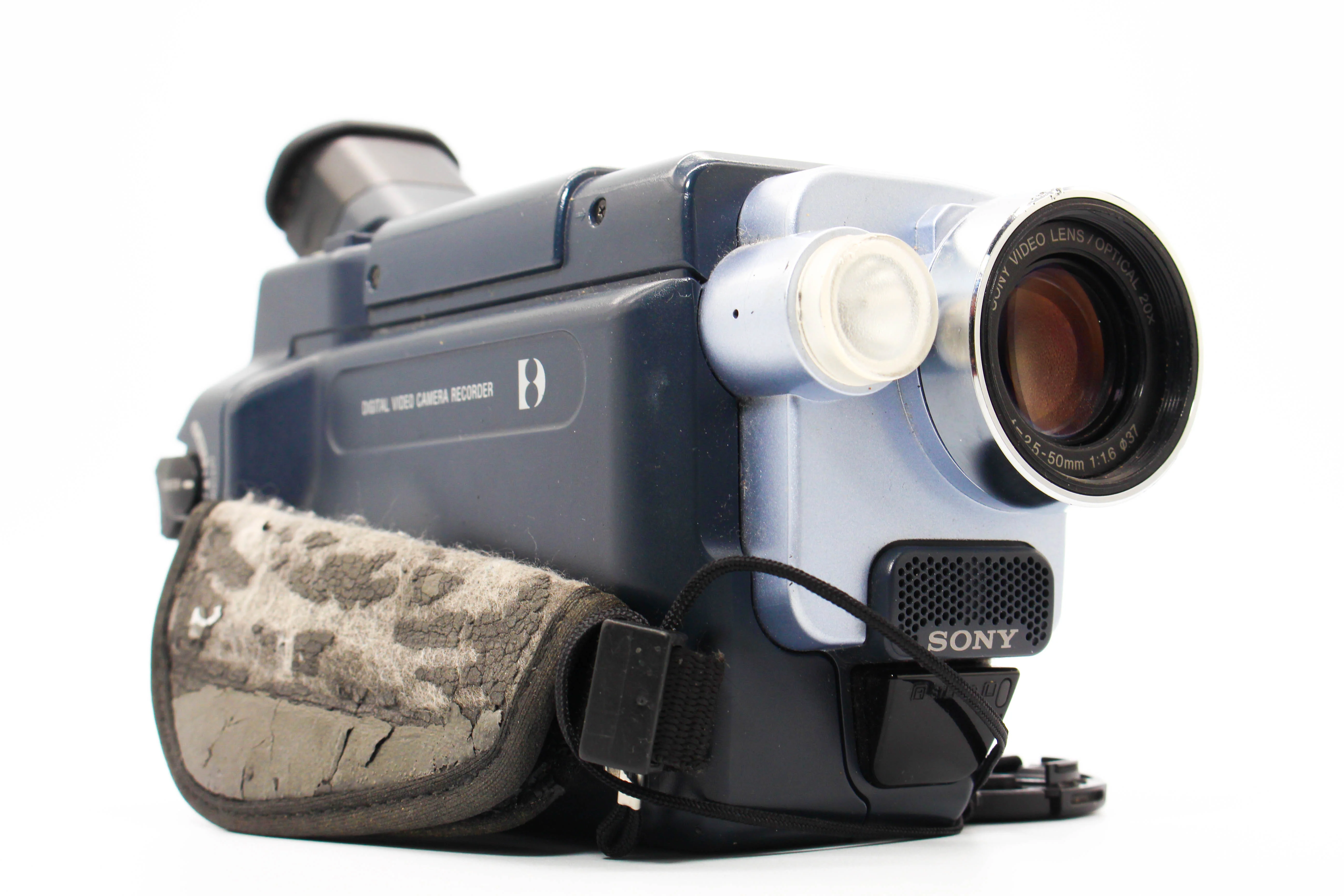 Sony DCR-TRV245E Digital8 Hi8 Video8 Handycam Digital Video Camcorder - Tested Bundle - Image 6