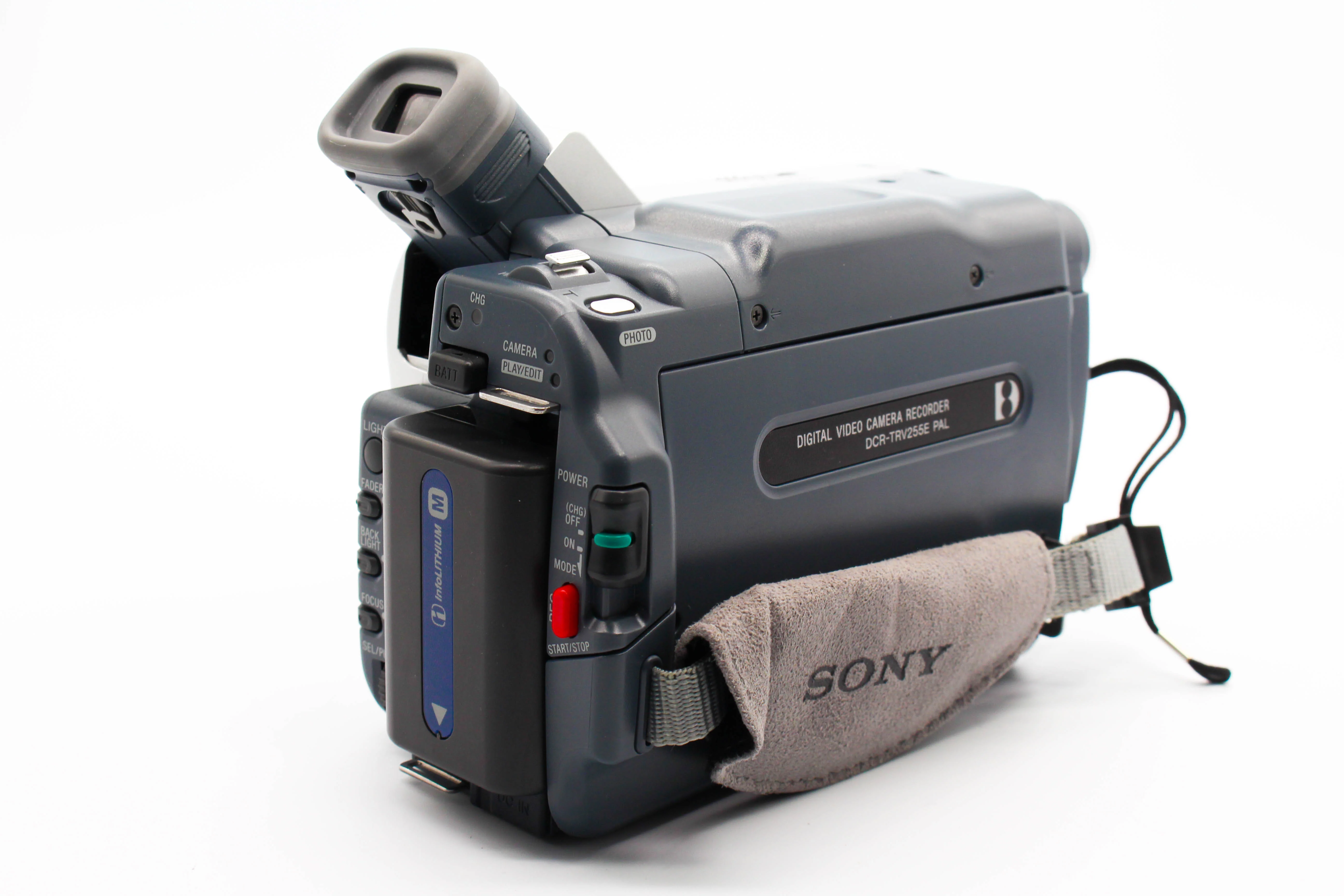 Sony DCR-TRV255E Digital8 8mm Handycam Camcorder Digital Video Camera - Tested Bundle Excellent - Image 4