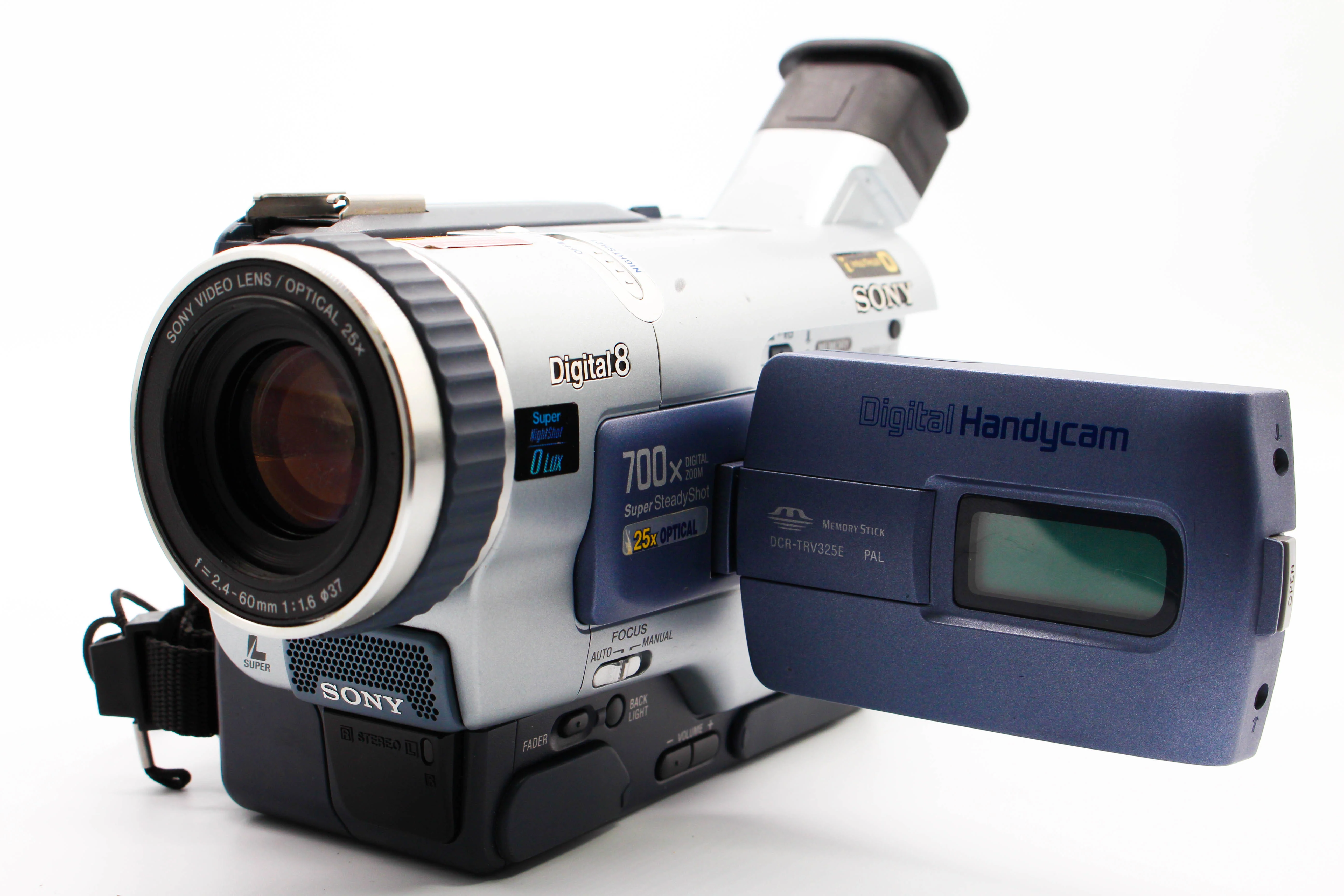 Sony DCR-TRV325E Digital8 Hi8 Video8 8mm Handycam Digital Video Camcorder - Tested Bundle