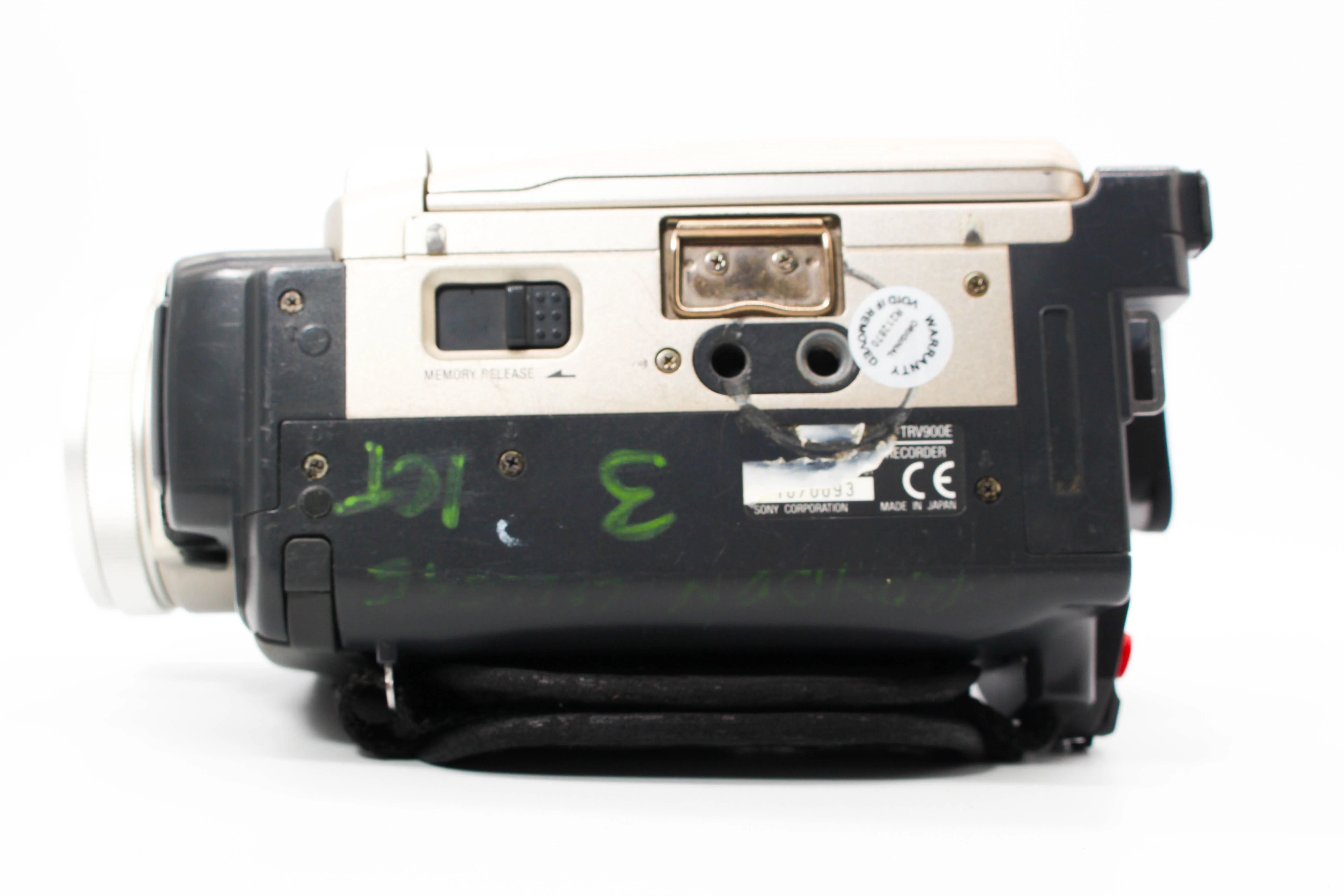 Sony DCR-TRV900E MiniDV Handycam Tape Digital Video Camcorder (Read) - Tested Bundle - Image 6