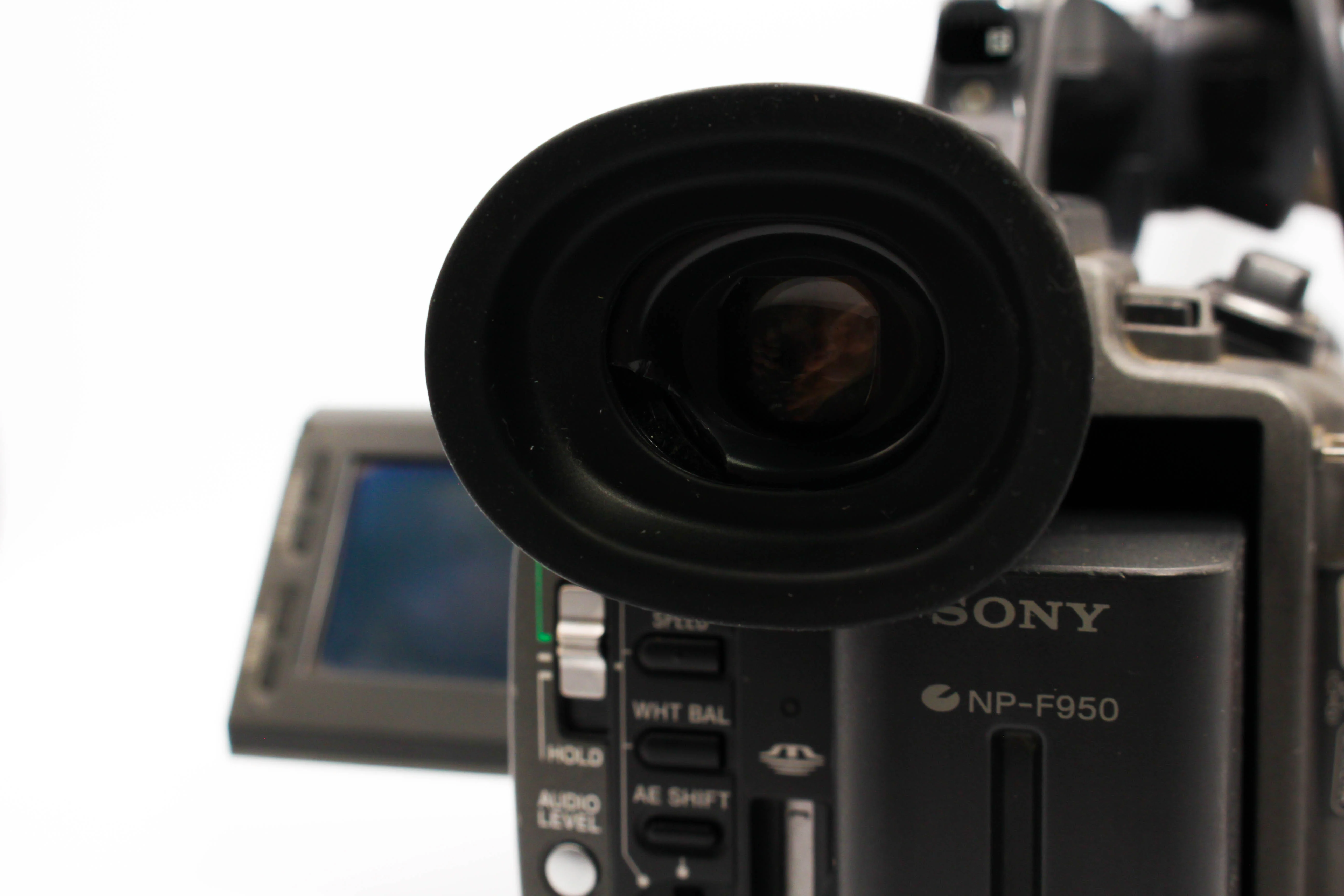 Sony DSR-PD150P MiniDV Video Handycam Camcorder Camera (Read) - Tested Bundle Good - Image 7