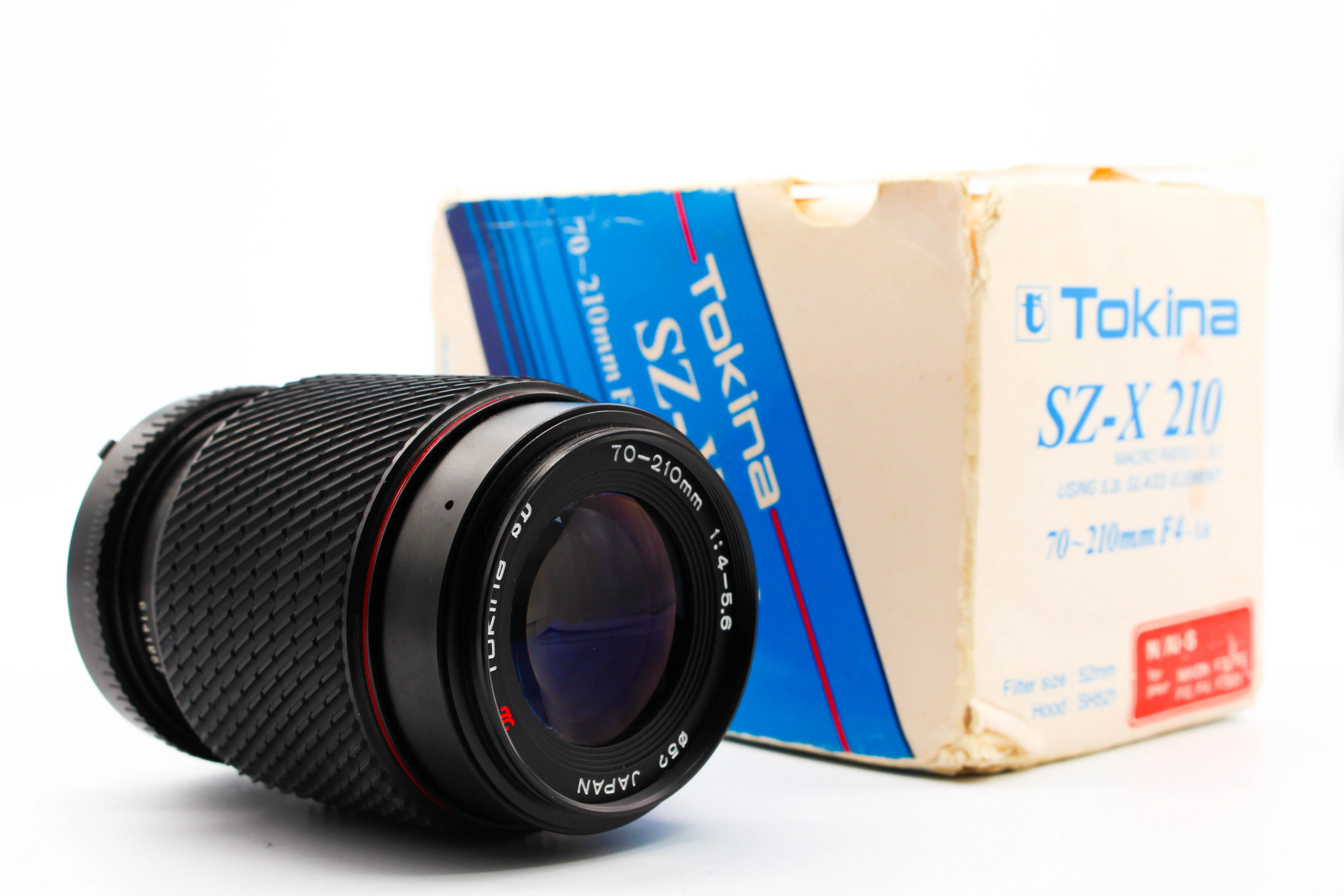 Tokina SD 70-210mm f/4-5.6 Nikon AI Mount Zoom Lens 52mm Filter - Tested Bundle - Image 2